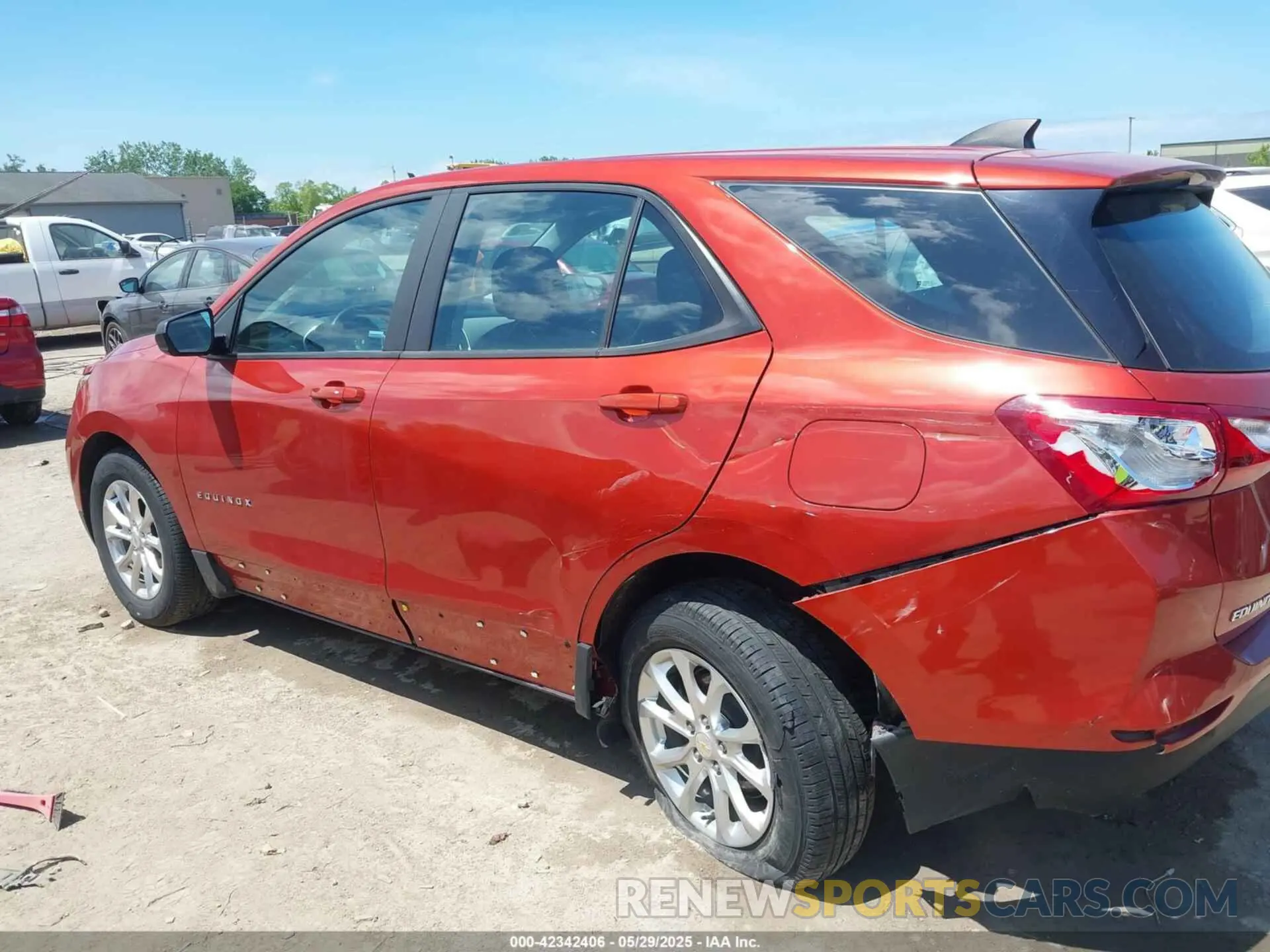 15 Photograph of a damaged car 2GNAXHEV0L6127790 CHEVROLET EQUINOX 2020