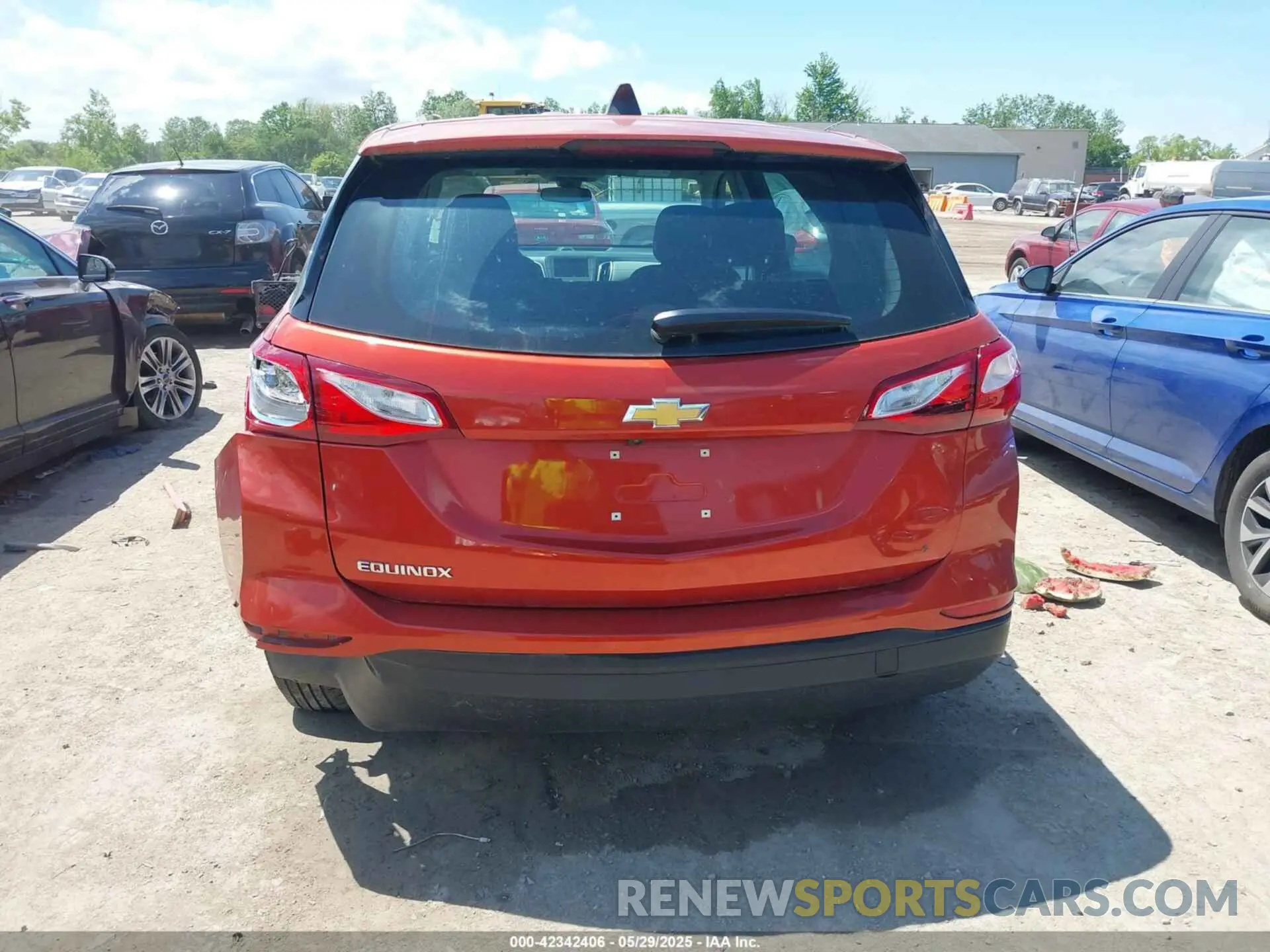 17 Photograph of a damaged car 2GNAXHEV0L6127790 CHEVROLET EQUINOX 2020
