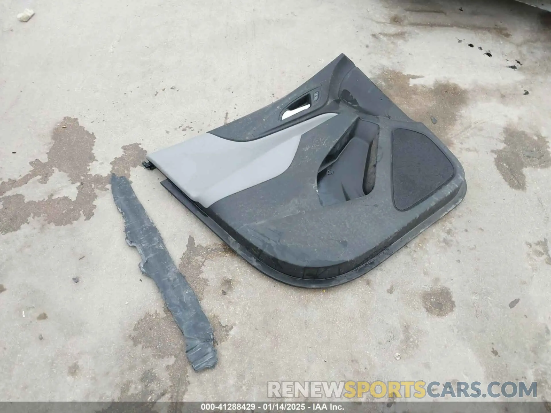 12 Photograph of a damaged car 2GNAXHEV0L6166993 CHEVROLET EQUINOX 2020