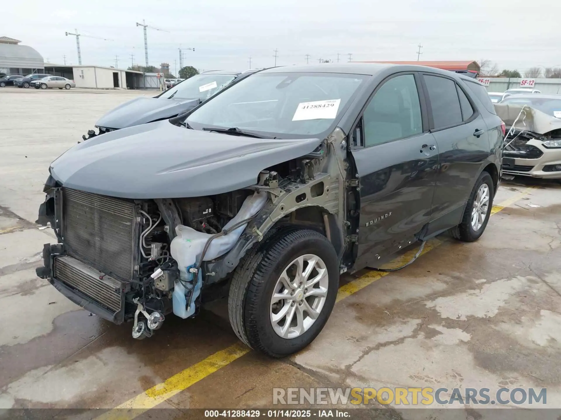 2 Photograph of a damaged car 2GNAXHEV0L6166993 CHEVROLET EQUINOX 2020