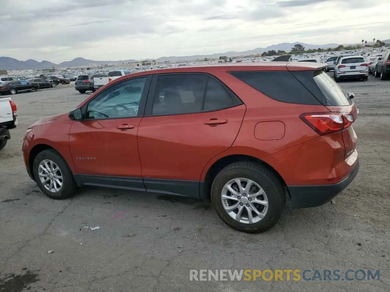 2 Photograph of a damaged car 2GNAXHEV0L6261439 CHEVROLET EQUINOX 2020