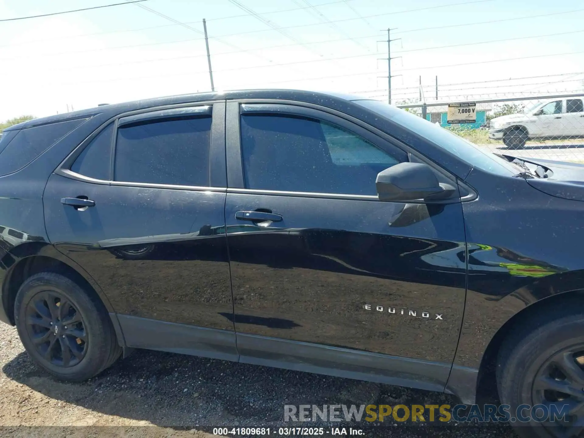 13 Photograph of a damaged car 2GNAXHEV1L6158532 CHEVROLET EQUINOX 2020