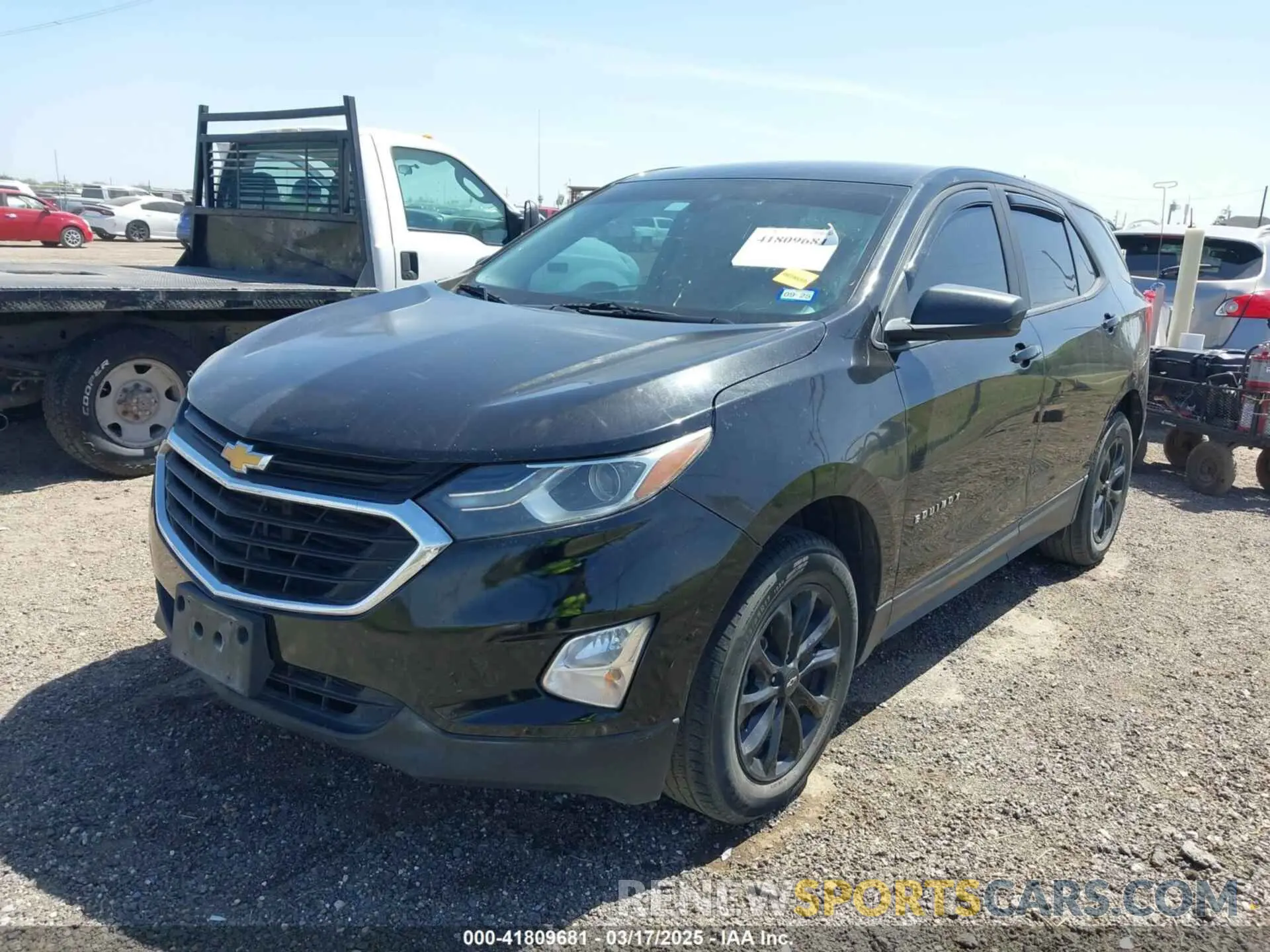 6 Photograph of a damaged car 2GNAXHEV1L6158532 CHEVROLET EQUINOX 2020
