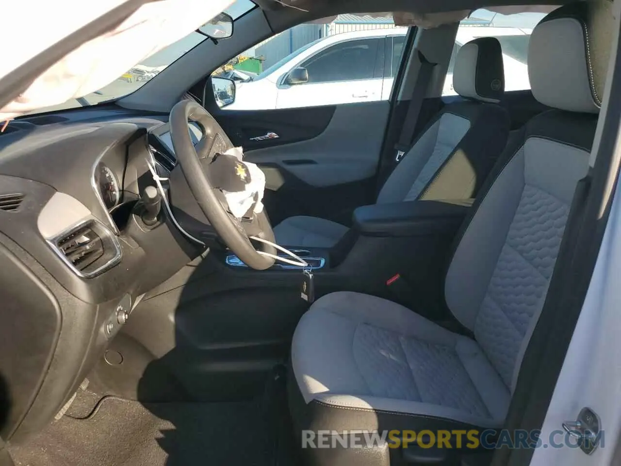 7 Photograph of a damaged car 2GNAXHEV1L6164489 CHEVROLET EQUINOX 2020