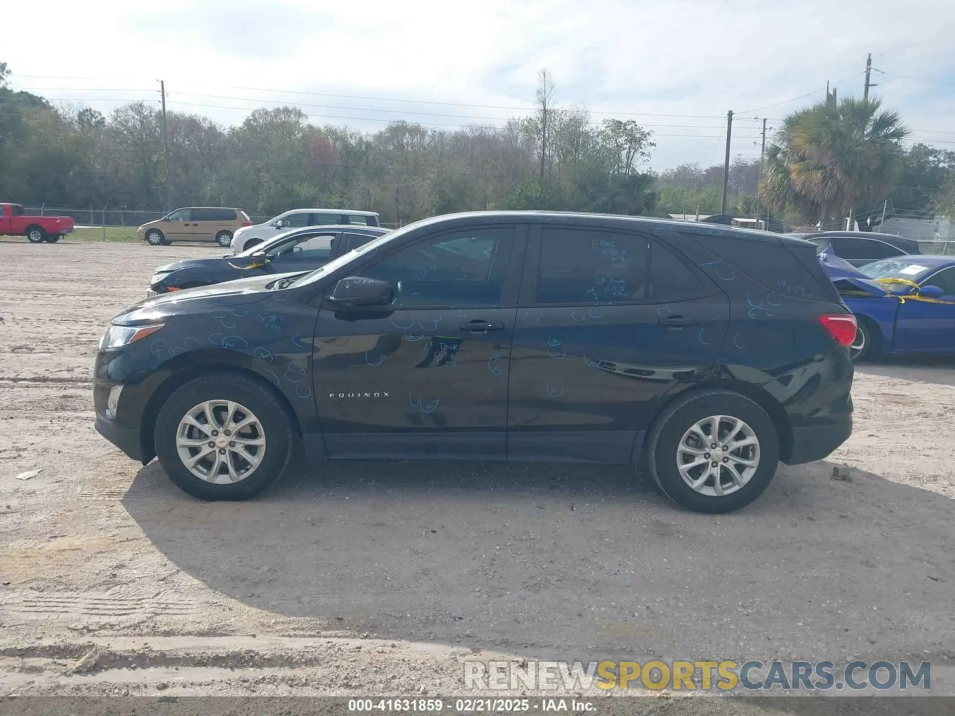 14 Photograph of a damaged car 2GNAXHEV1L6185102 CHEVROLET EQUINOX 2020