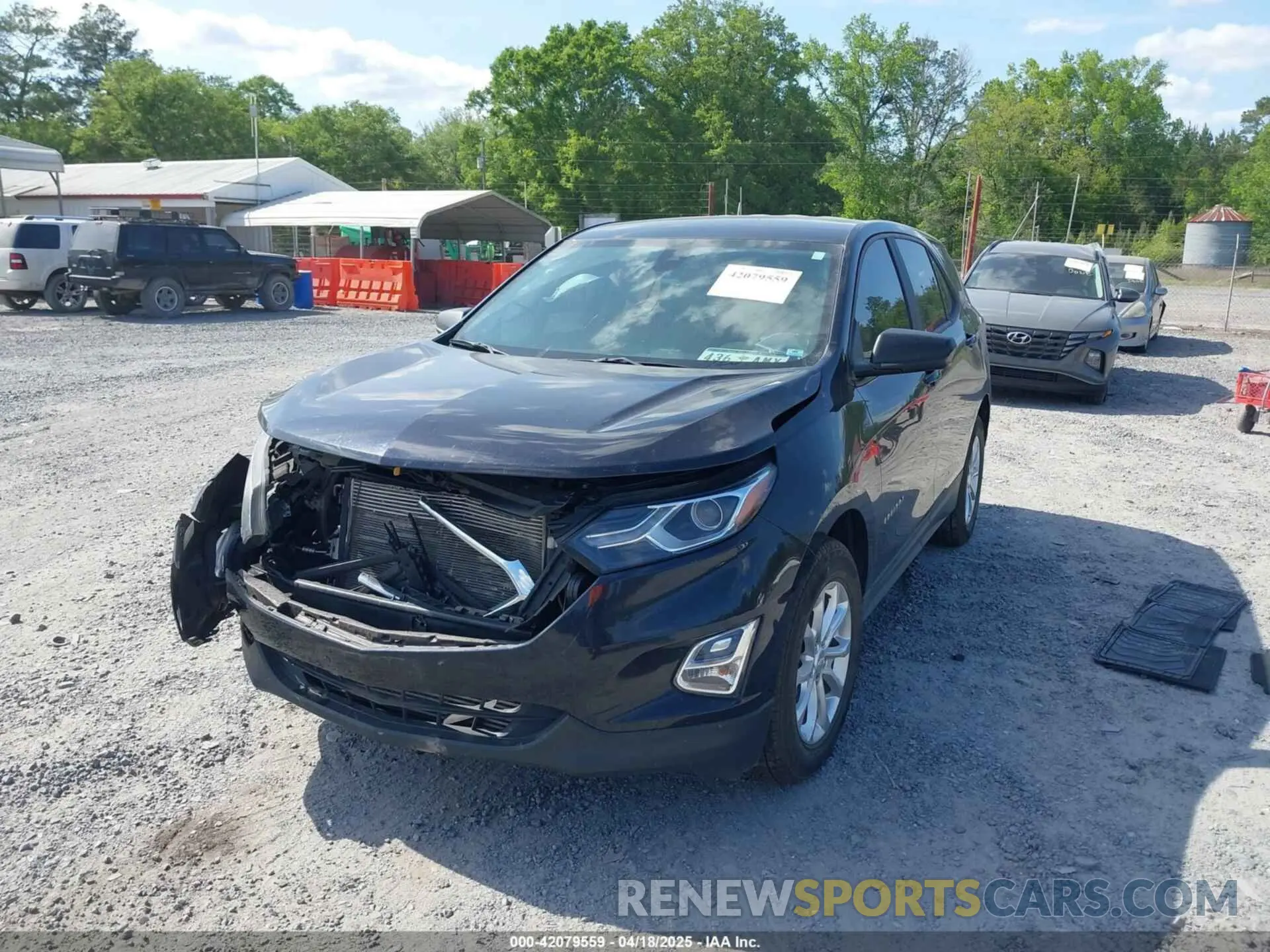 2 Photograph of a damaged car 2GNAXHEV1L6188288 CHEVROLET EQUINOX 2020