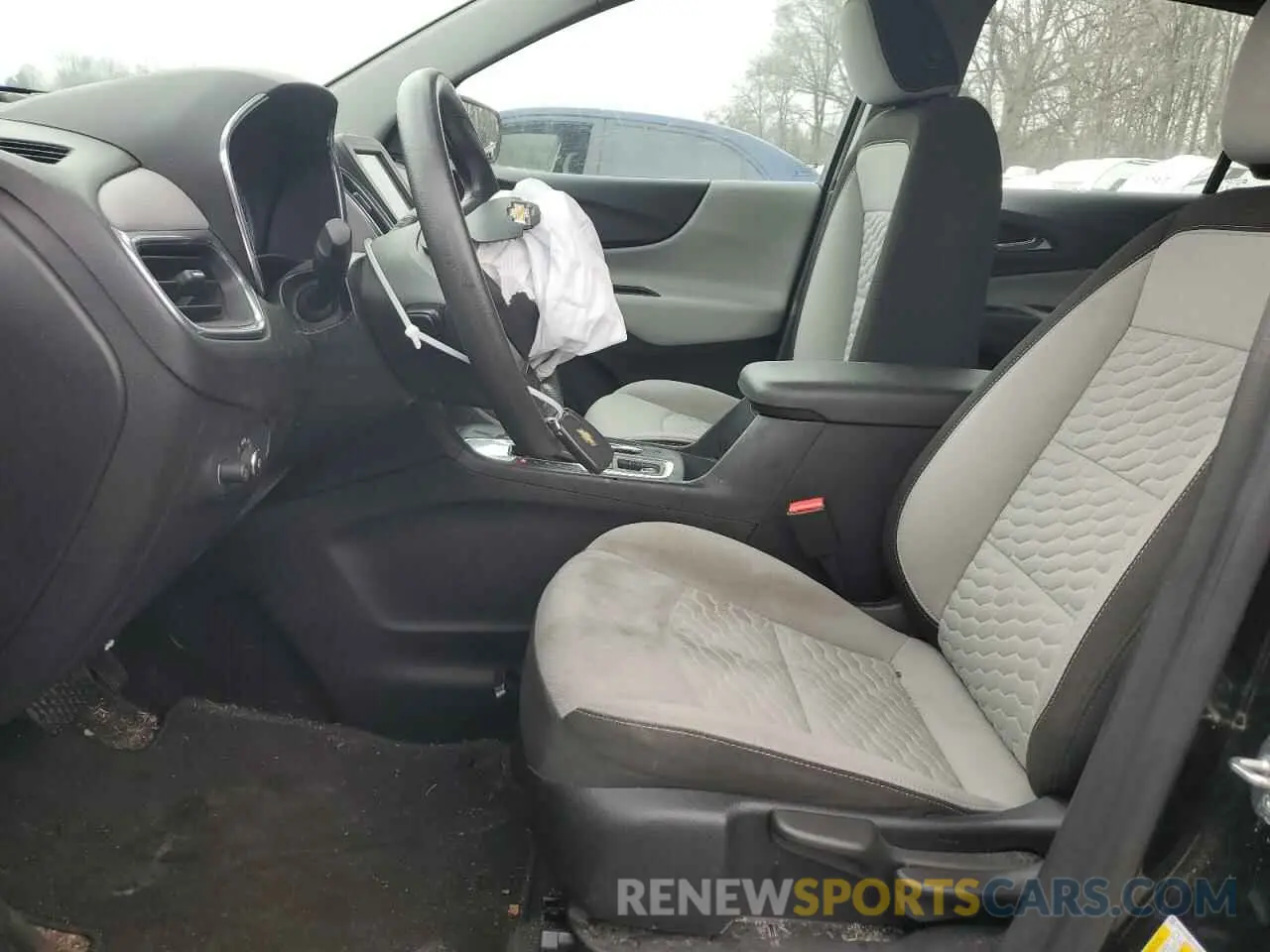 7 Photograph of a damaged car 2GNAXHEV1L6190249 CHEVROLET EQUINOX 2020