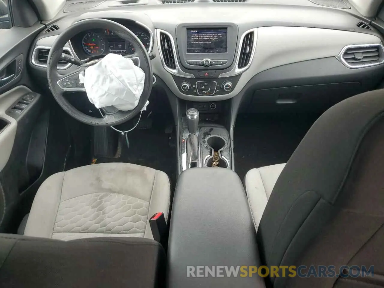 8 Photograph of a damaged car 2GNAXHEV1L6190249 CHEVROLET EQUINOX 2020