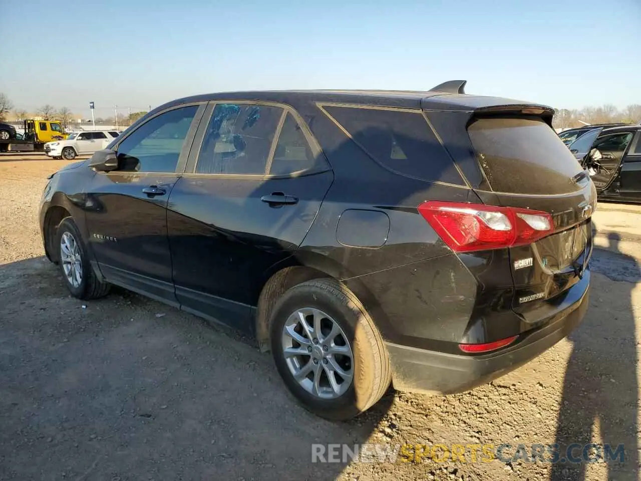 2 Photograph of a damaged car 2GNAXHEV2L6124888 CHEVROLET EQUINOX 2020