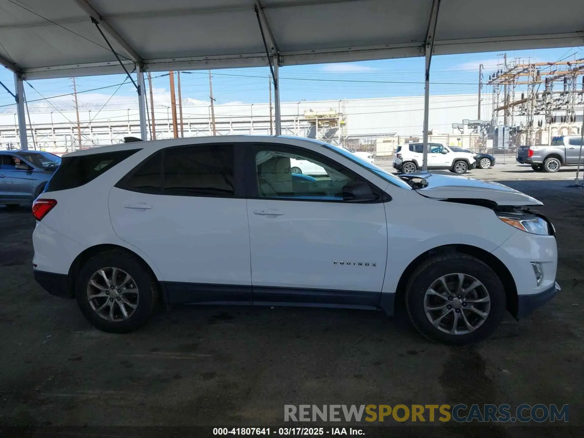 13 Photograph of a damaged car 2GNAXHEV2L6146602 CHEVROLET EQUINOX 2020