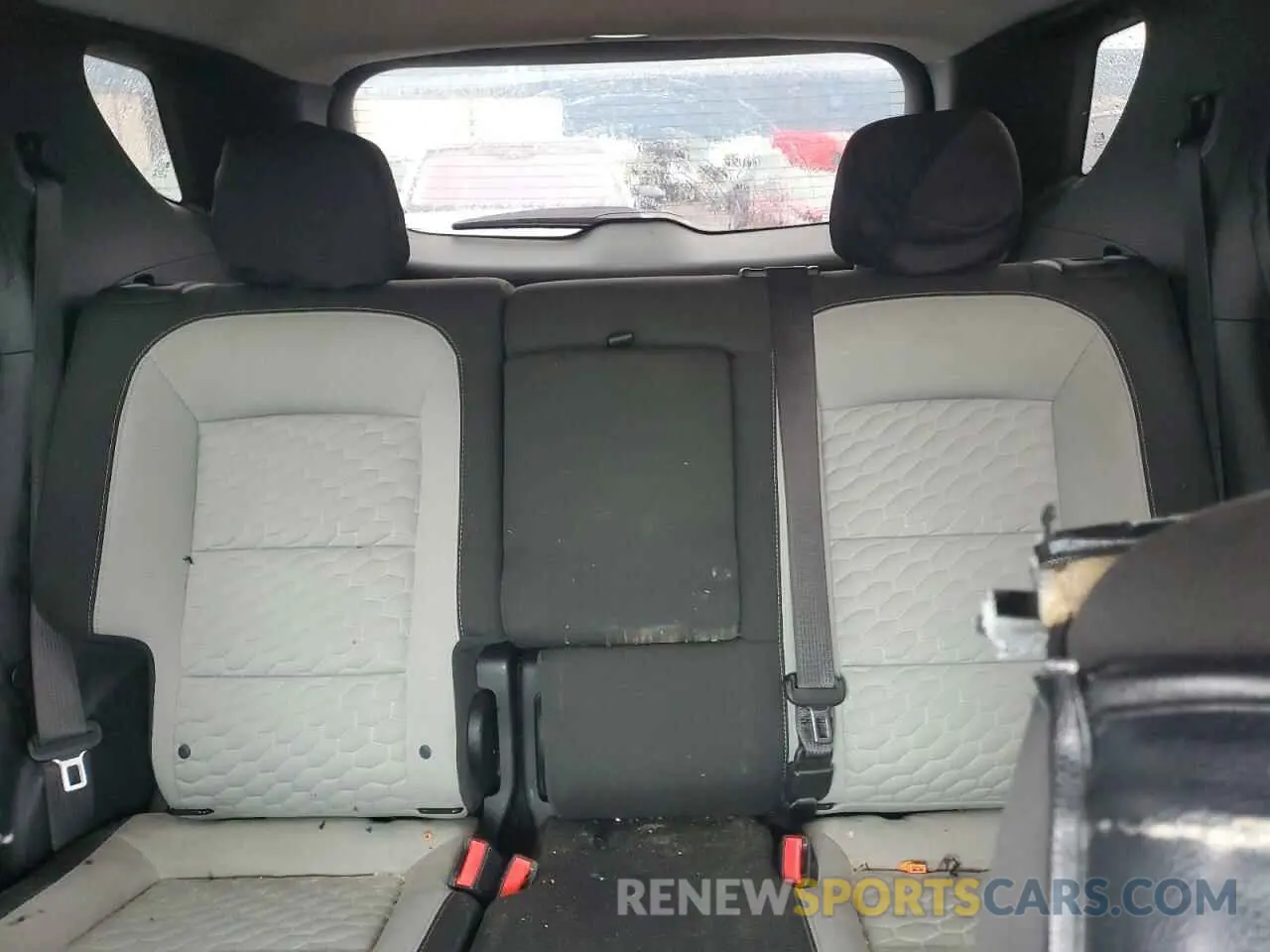 10 Photograph of a damaged car 2GNAXHEV2L6149578 CHEVROLET EQUINOX 2020