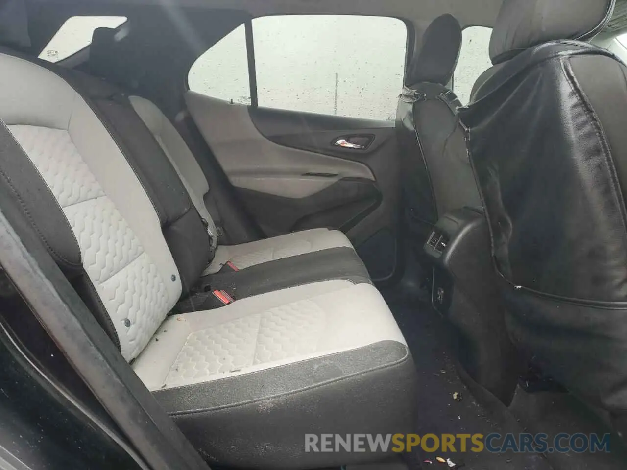11 Photograph of a damaged car 2GNAXHEV2L6149578 CHEVROLET EQUINOX 2020