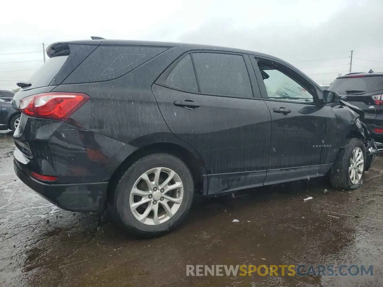 3 Photograph of a damaged car 2GNAXHEV2L6149578 CHEVROLET EQUINOX 2020