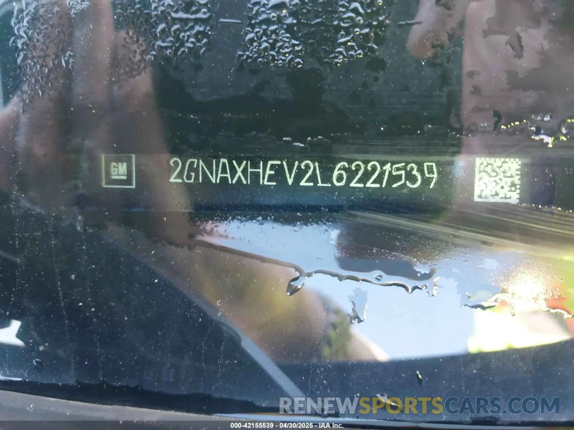 9 Photograph of a damaged car 2GNAXHEV2L6221539 CHEVROLET EQUINOX 2020