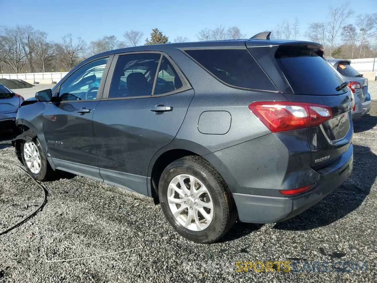 2 Photograph of a damaged car 2GNAXHEV3L6127802 CHEVROLET EQUINOX 2020