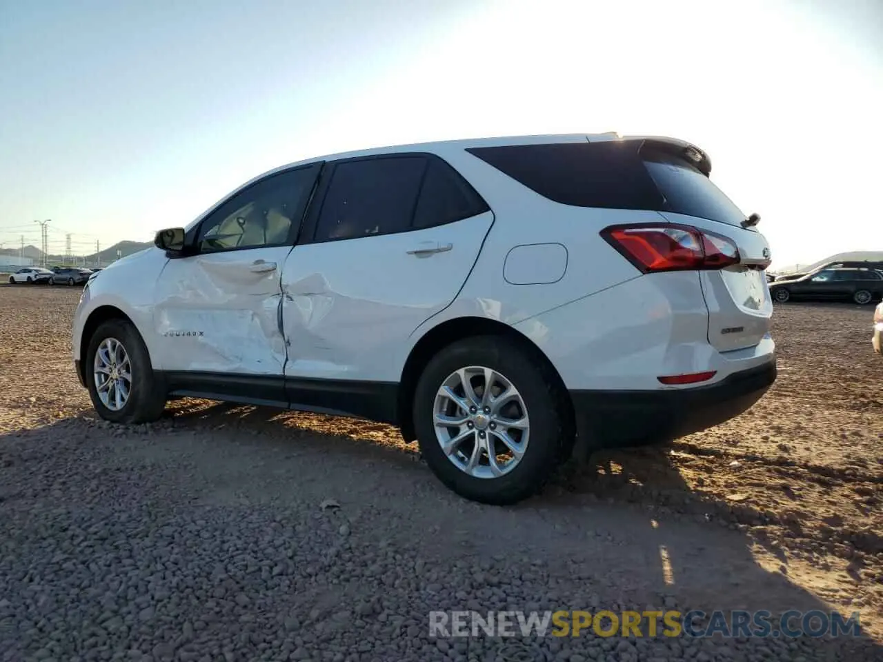 2 Photograph of a damaged car 2GNAXHEV3L6149833 CHEVROLET EQUINOX 2020