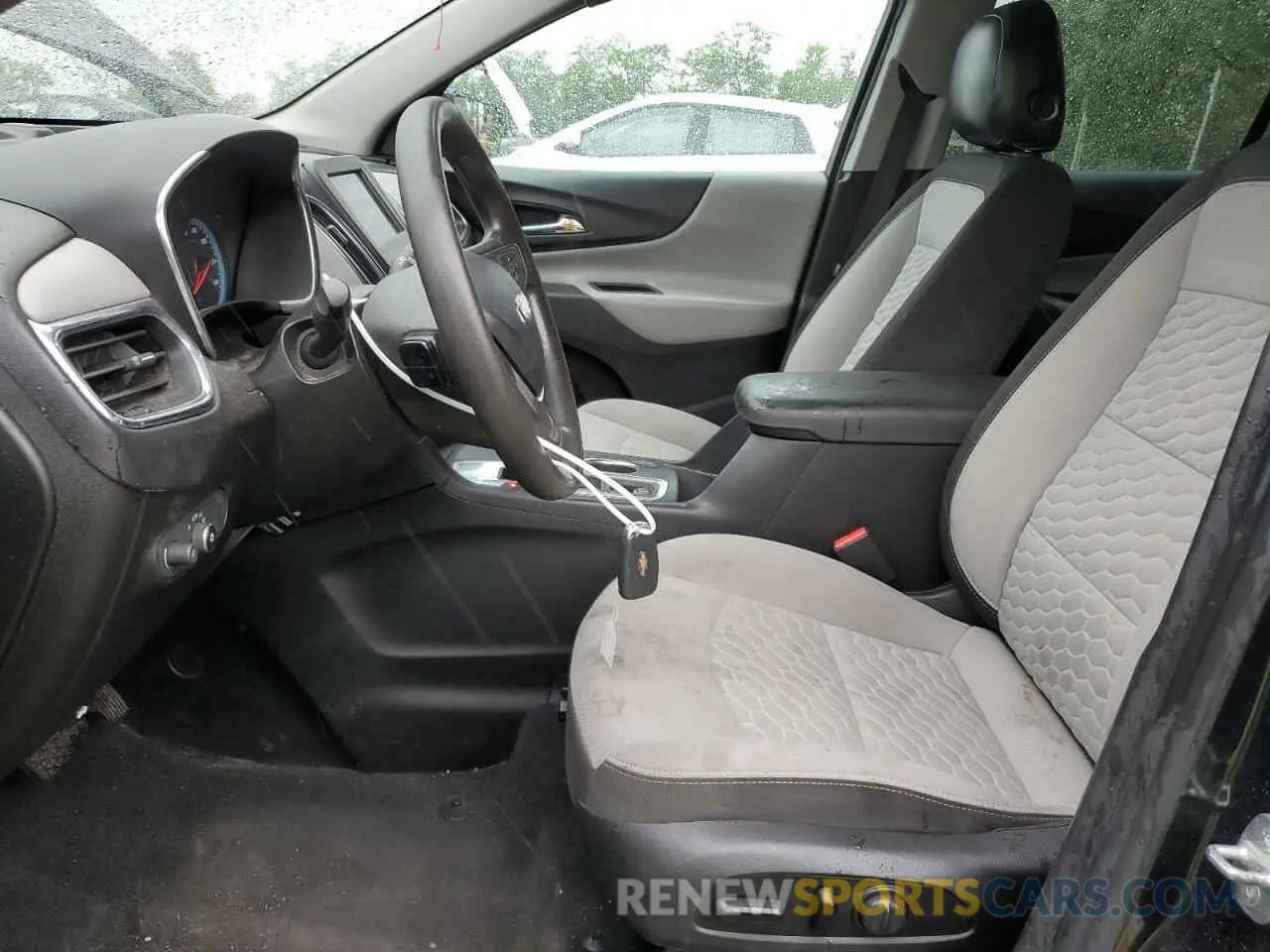 7 Photograph of a damaged car 2GNAXHEV3L6166566 CHEVROLET EQUINOX 2020