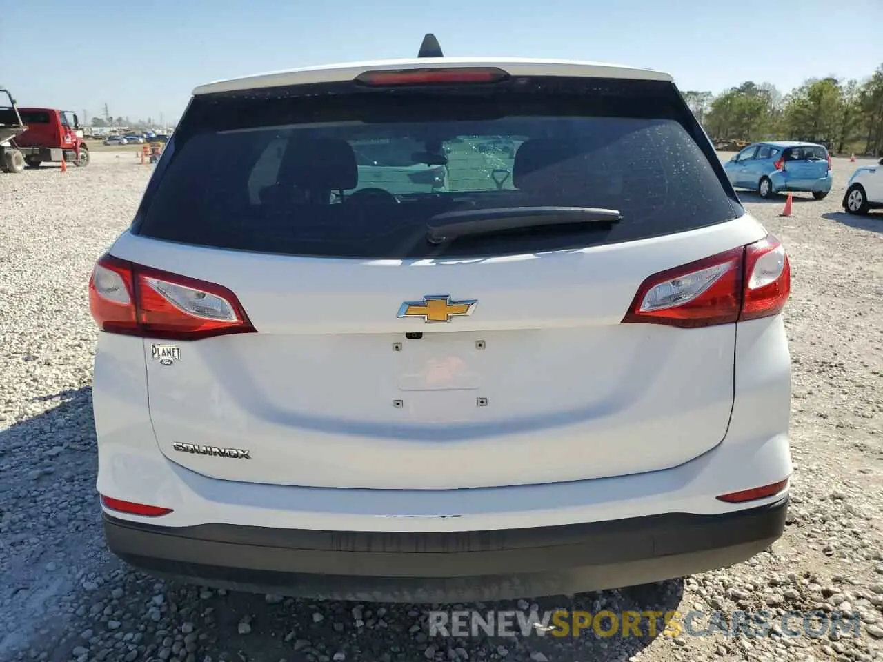 6 Photograph of a damaged car 2GNAXHEV3L6202949 CHEVROLET EQUINOX 2020