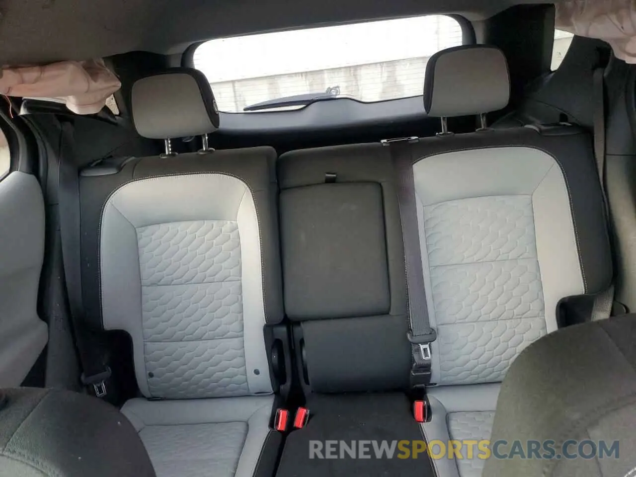 10 Photograph of a damaged car 2GNAXHEV3L6227026 CHEVROLET EQUINOX 2020