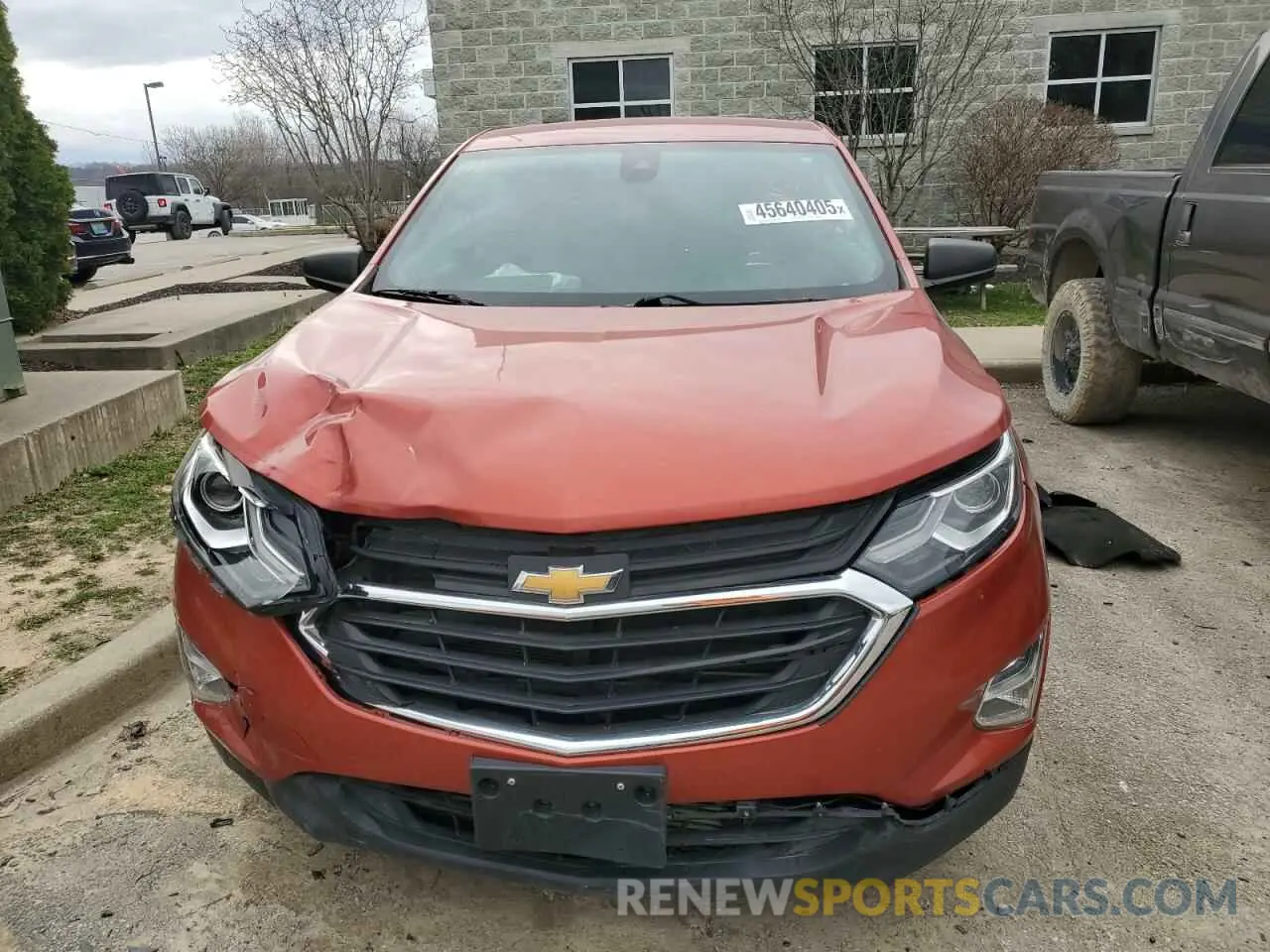 5 Photograph of a damaged car 2GNAXHEV3L6227026 CHEVROLET EQUINOX 2020