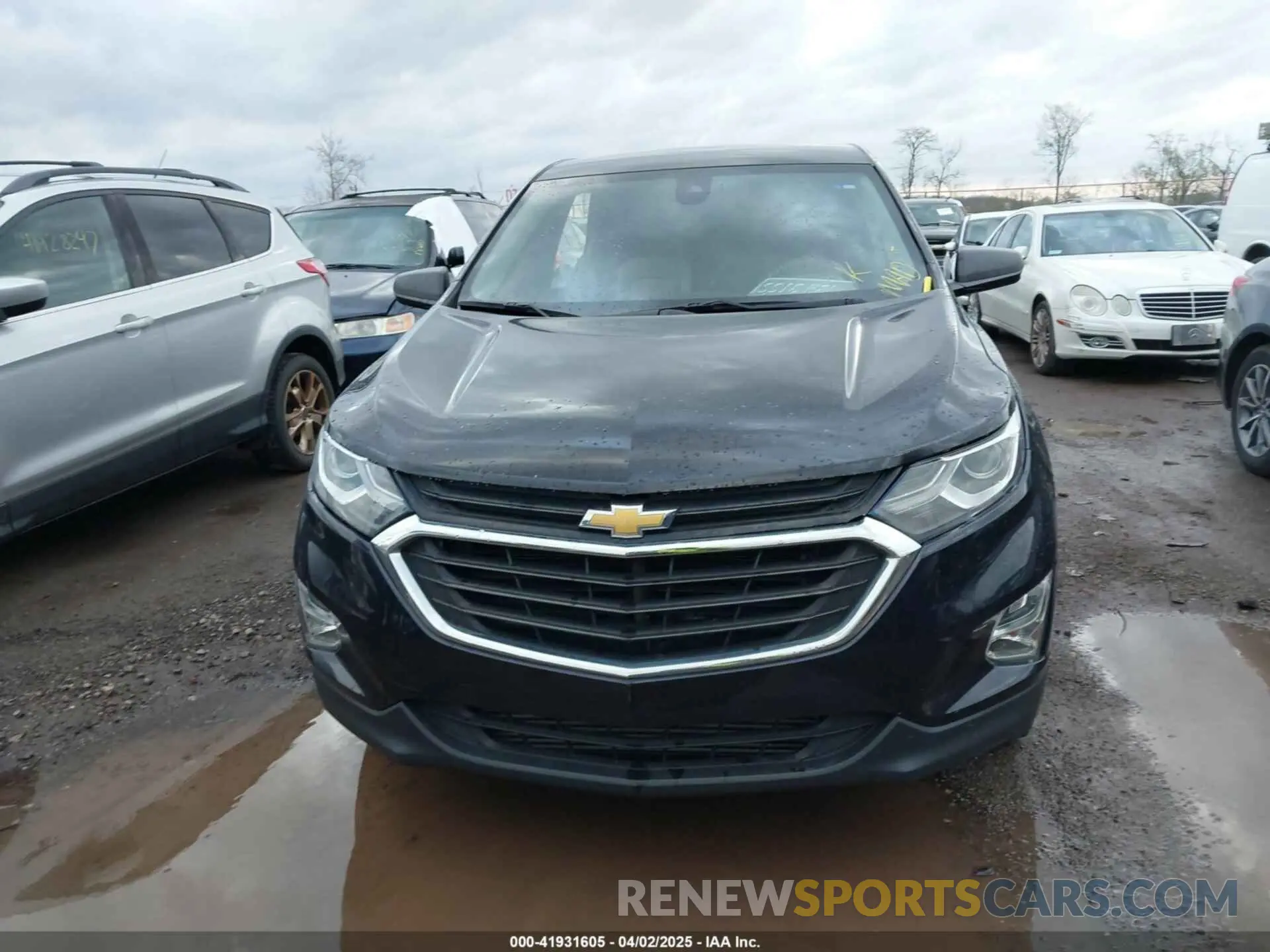 12 Photograph of a damaged car 2GNAXHEV3L6284987 CHEVROLET EQUINOX 2020