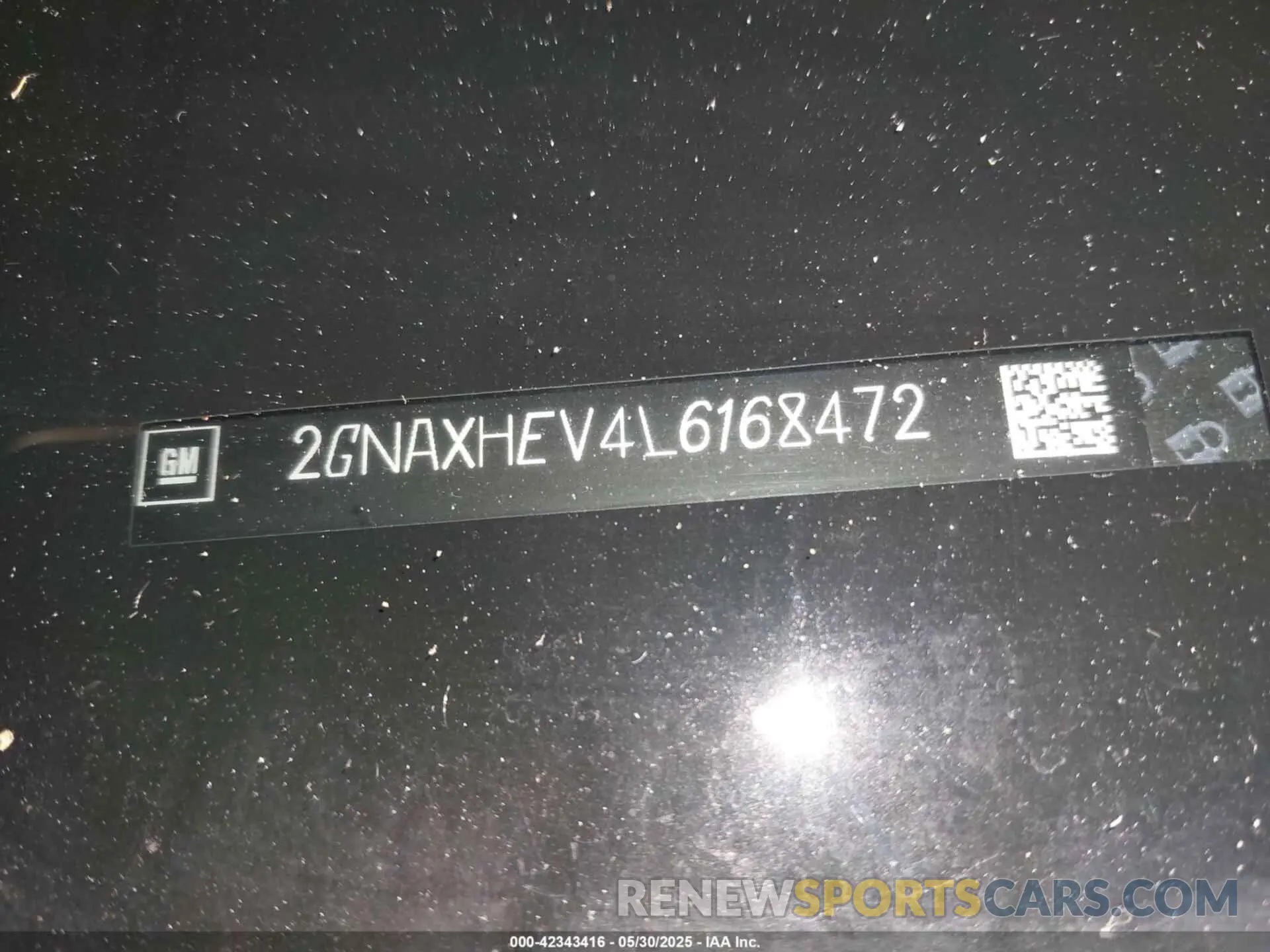 17 Photograph of a damaged car 2GNAXHEV4L6168472 CHEVROLET EQUINOX 2020