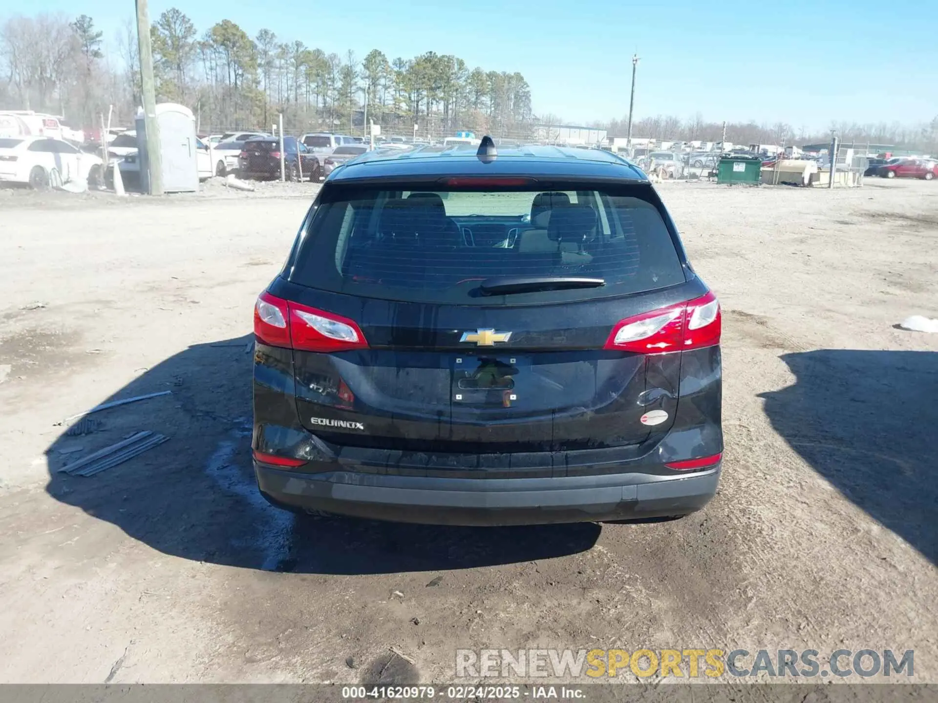 16 Photograph of a damaged car 2GNAXHEV4L6205911 CHEVROLET EQUINOX 2020