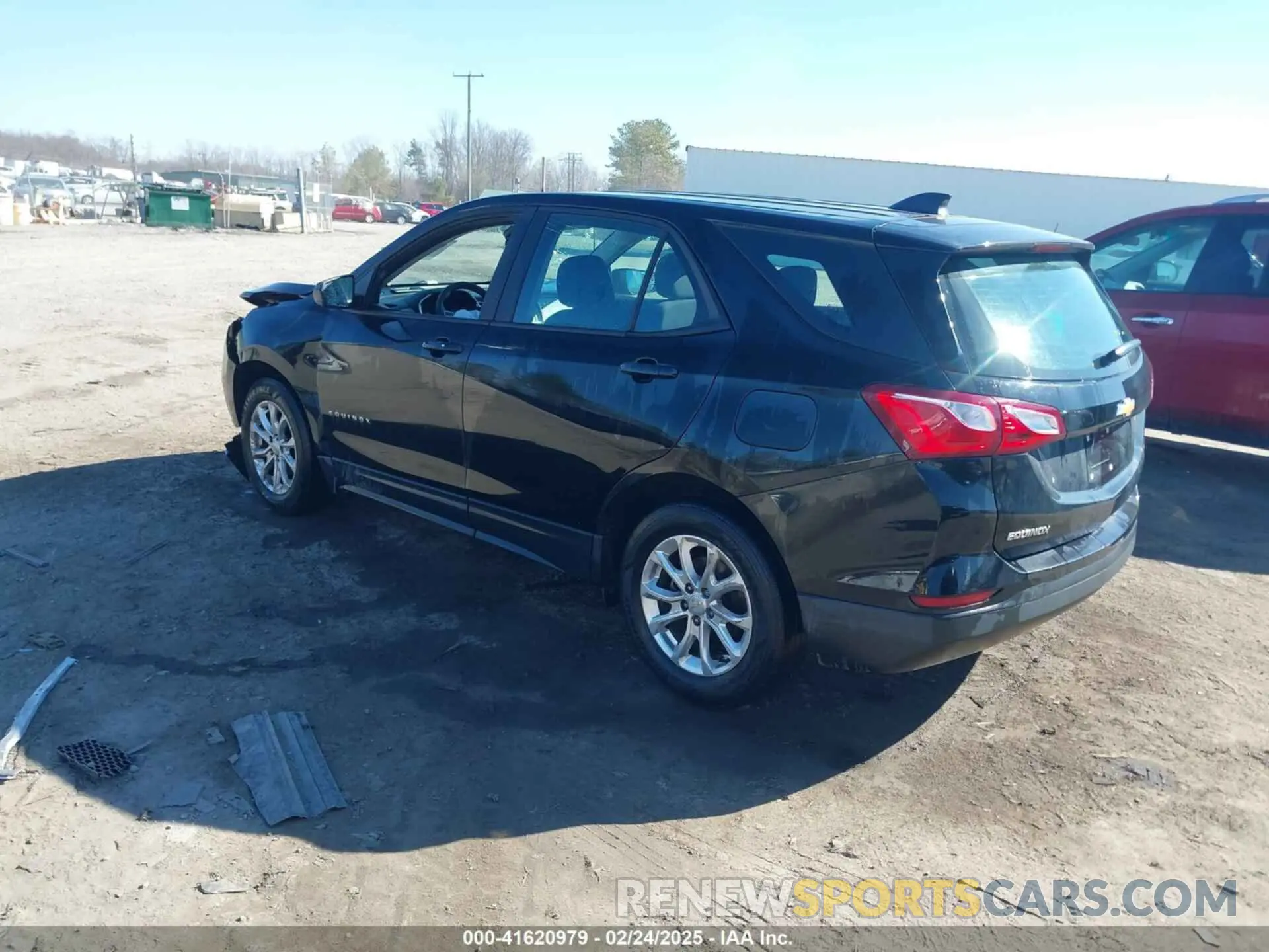 3 Photograph of a damaged car 2GNAXHEV4L6205911 CHEVROLET EQUINOX 2020