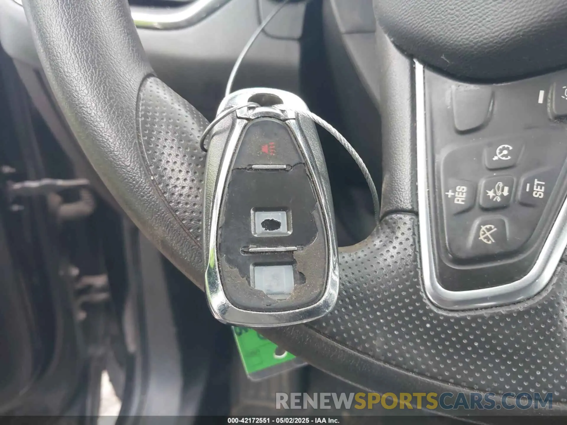11 Photograph of a damaged car 2GNAXHEV4L6209134 CHEVROLET EQUINOX 2020