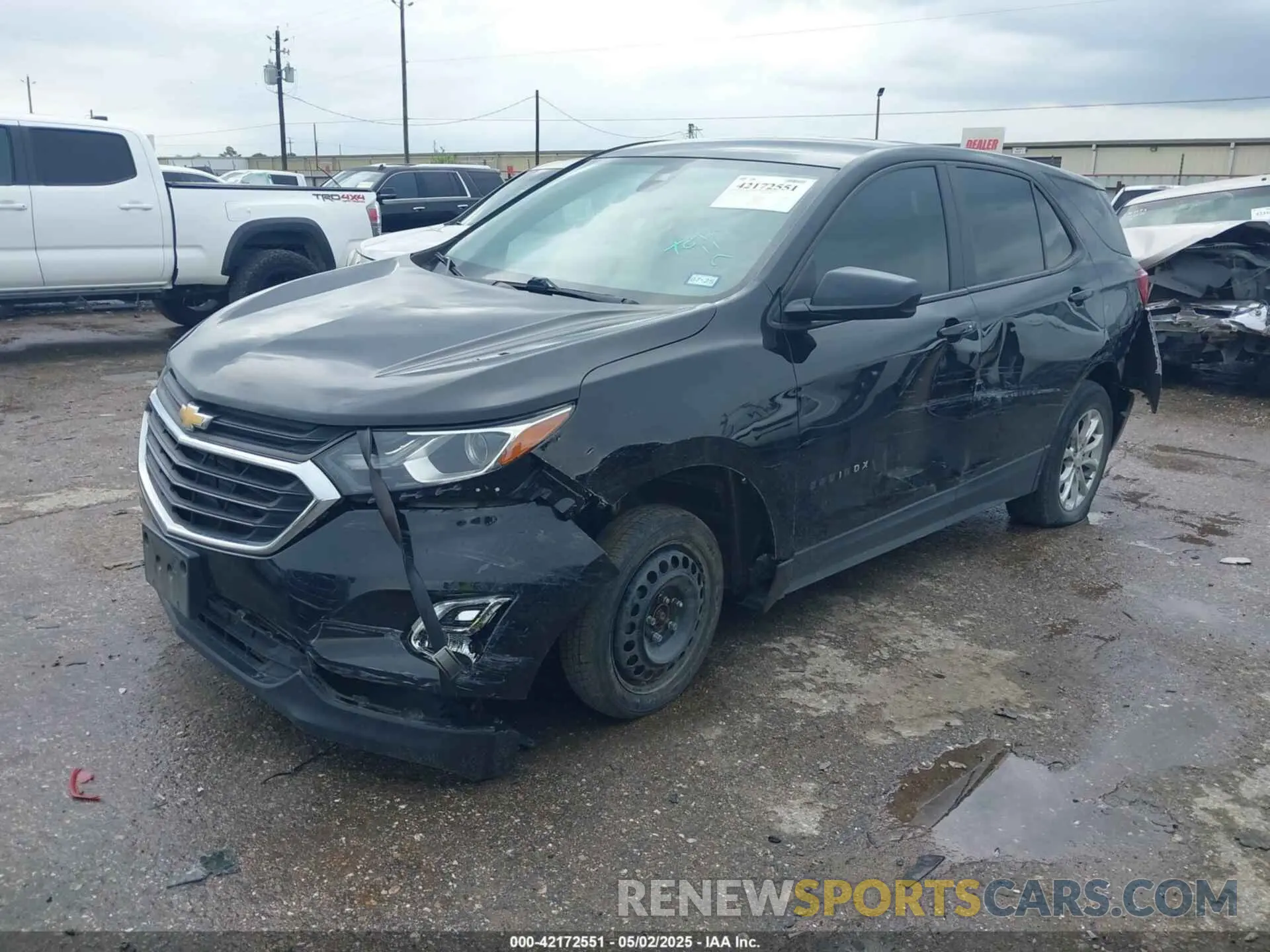 2 Photograph of a damaged car 2GNAXHEV4L6209134 CHEVROLET EQUINOX 2020