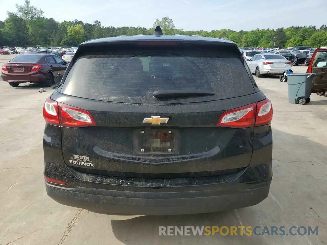 6 Photograph of a damaged car 2GNAXHEV4L6217198 CHEVROLET EQUINOX 2020
