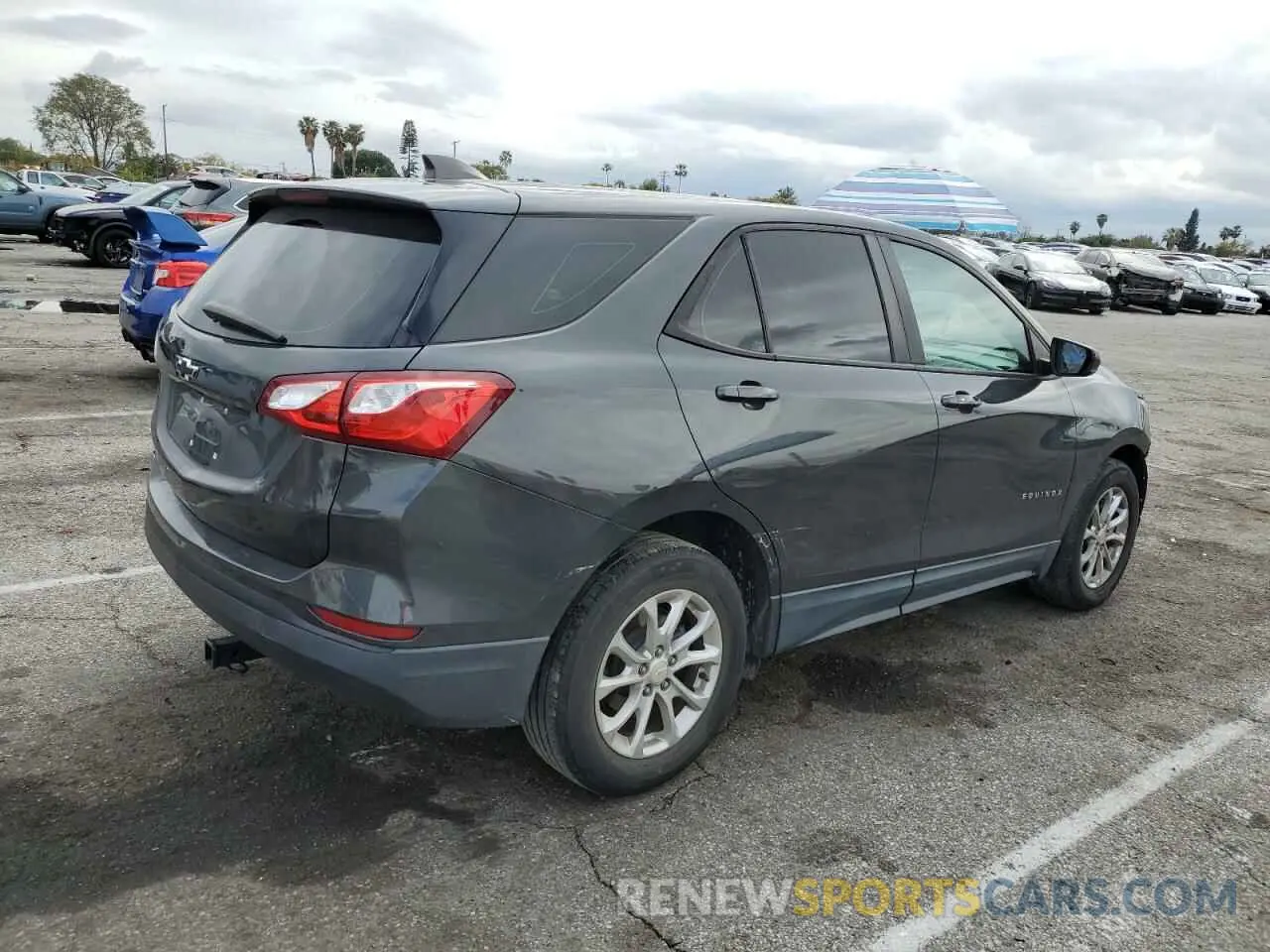 3 Photograph of a damaged car 2GNAXHEV4L6277921 CHEVROLET EQUINOX 2020