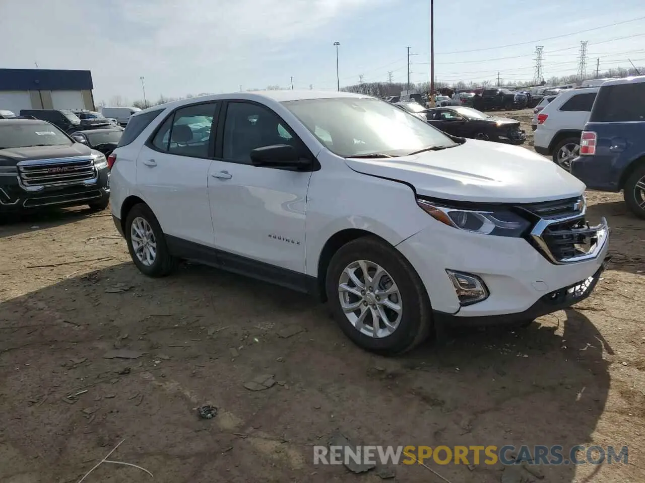 4 Photograph of a damaged car 2GNAXHEV5L6245849 CHEVROLET EQUINOX 2020