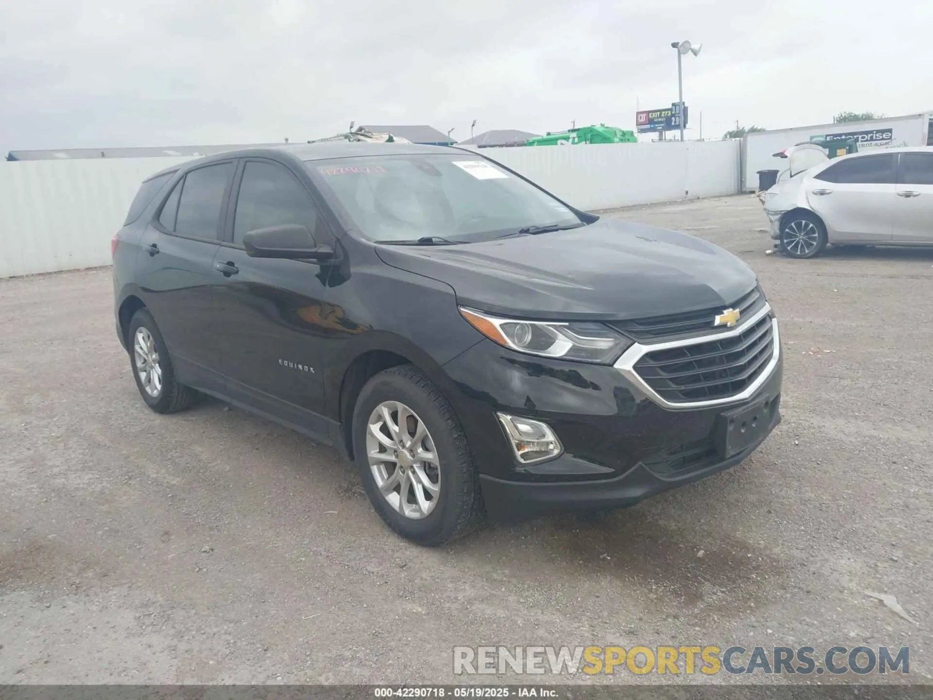 1 Photograph of a damaged car 2GNAXHEV5L6269763 CHEVROLET EQUINOX 2020