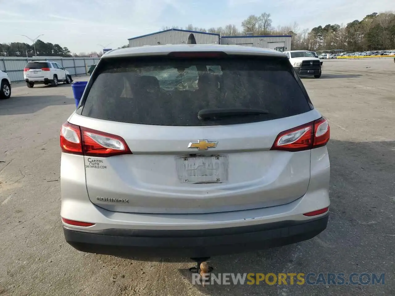 6 Photograph of a damaged car 2GNAXHEV6L6171261 CHEVROLET EQUINOX 2020