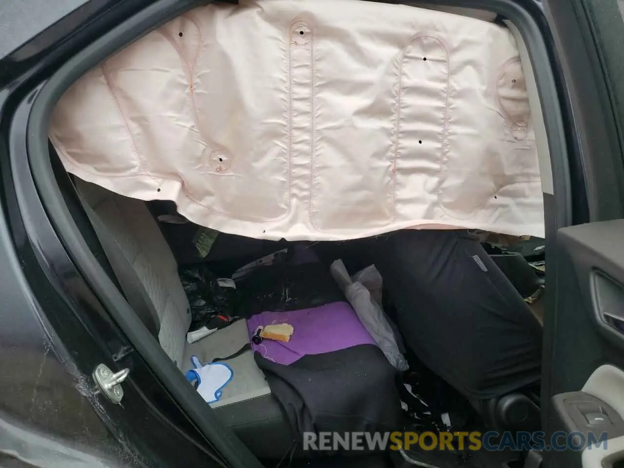 10 Photograph of a damaged car 2GNAXHEV6L6181708 CHEVROLET EQUINOX 2020