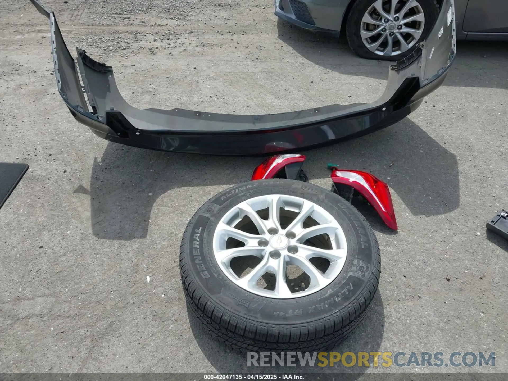 12 Photograph of a damaged car 2GNAXHEV6L6273594 CHEVROLET EQUINOX 2020