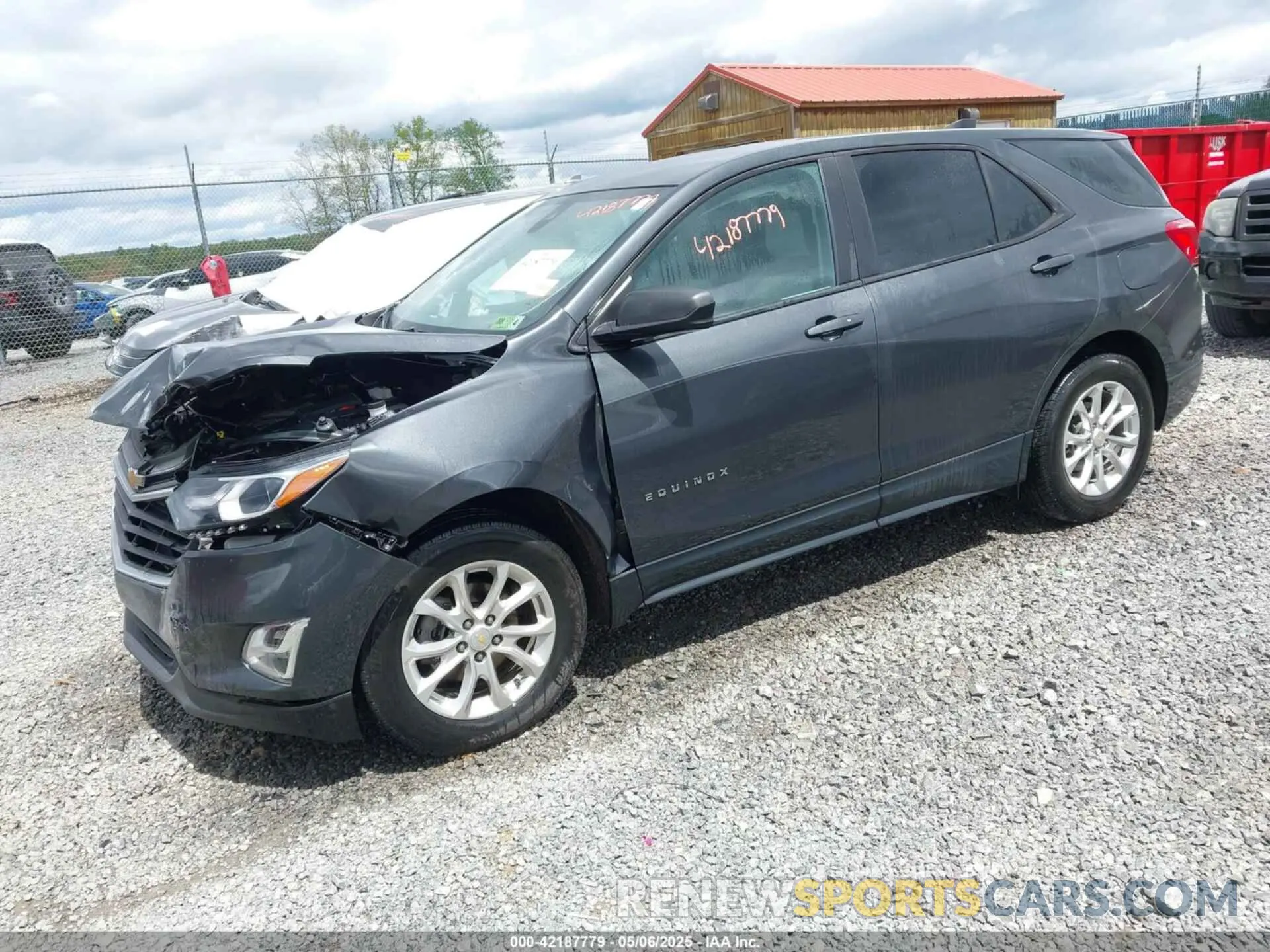 2 Photograph of a damaged car 2GNAXHEV6L6277807 CHEVROLET EQUINOX 2020
