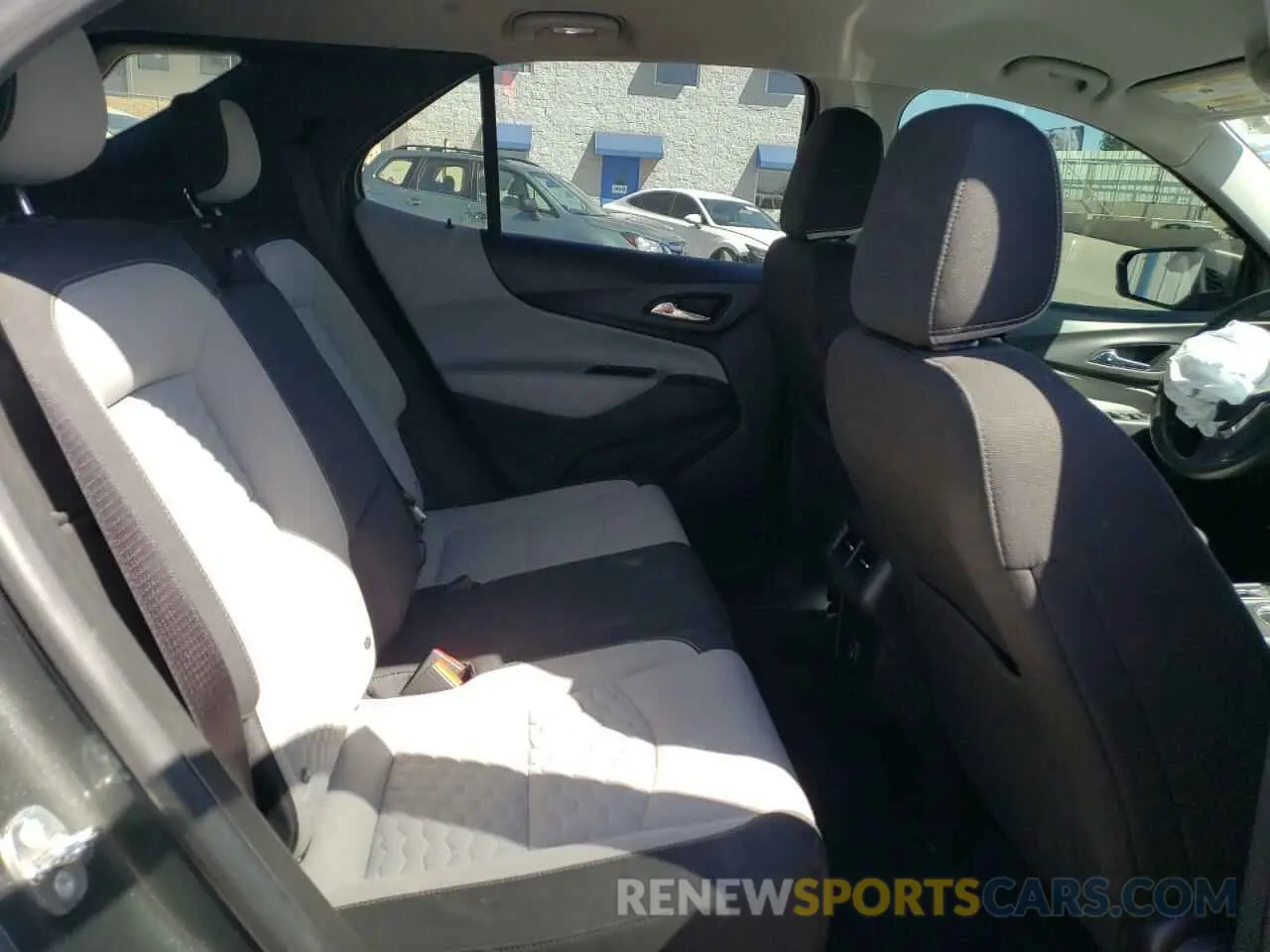 12 Photograph of a damaged car 2GNAXHEV6L6278214 CHEVROLET EQUINOX 2020