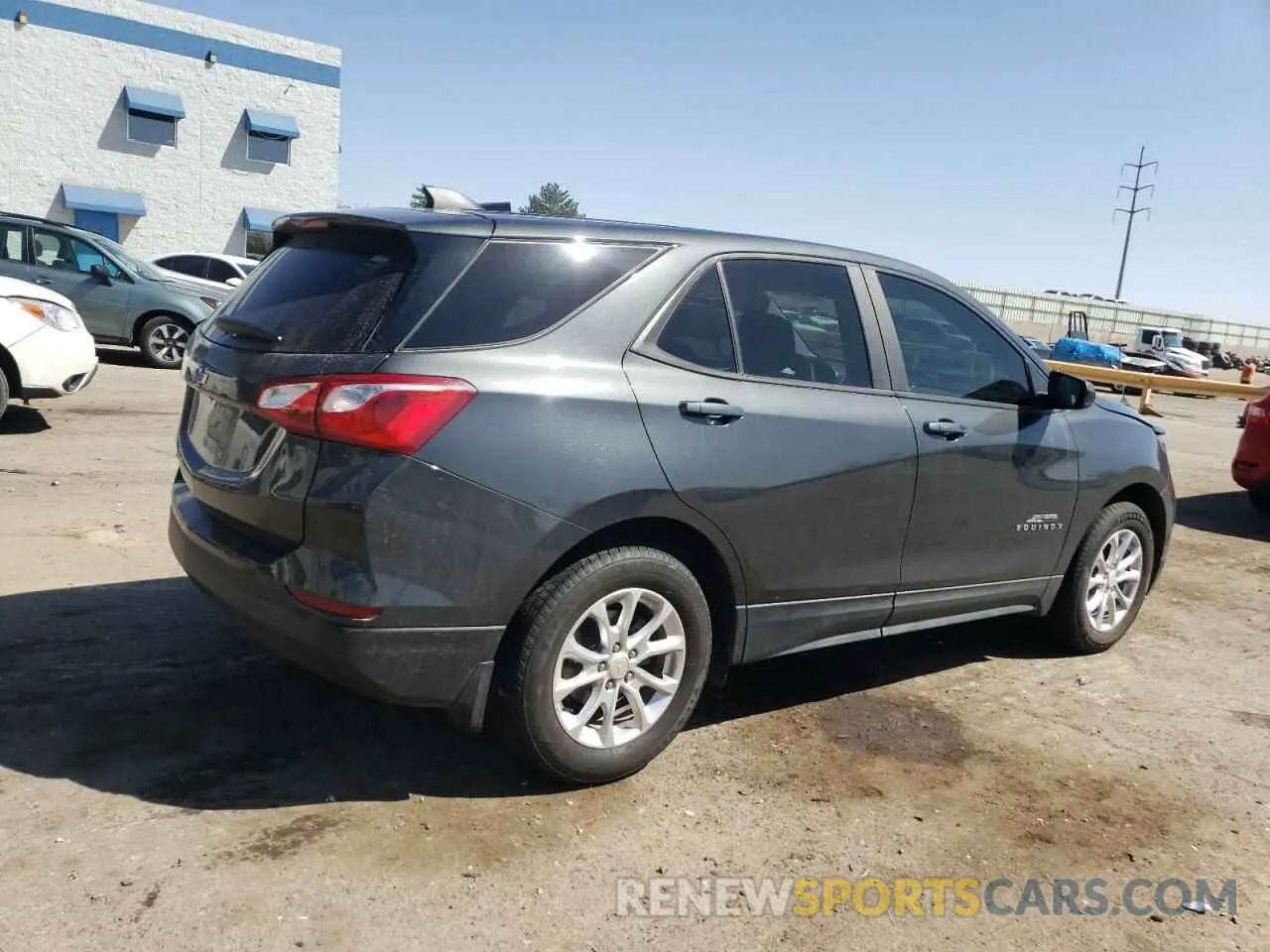 3 Photograph of a damaged car 2GNAXHEV6L6278214 CHEVROLET EQUINOX 2020
