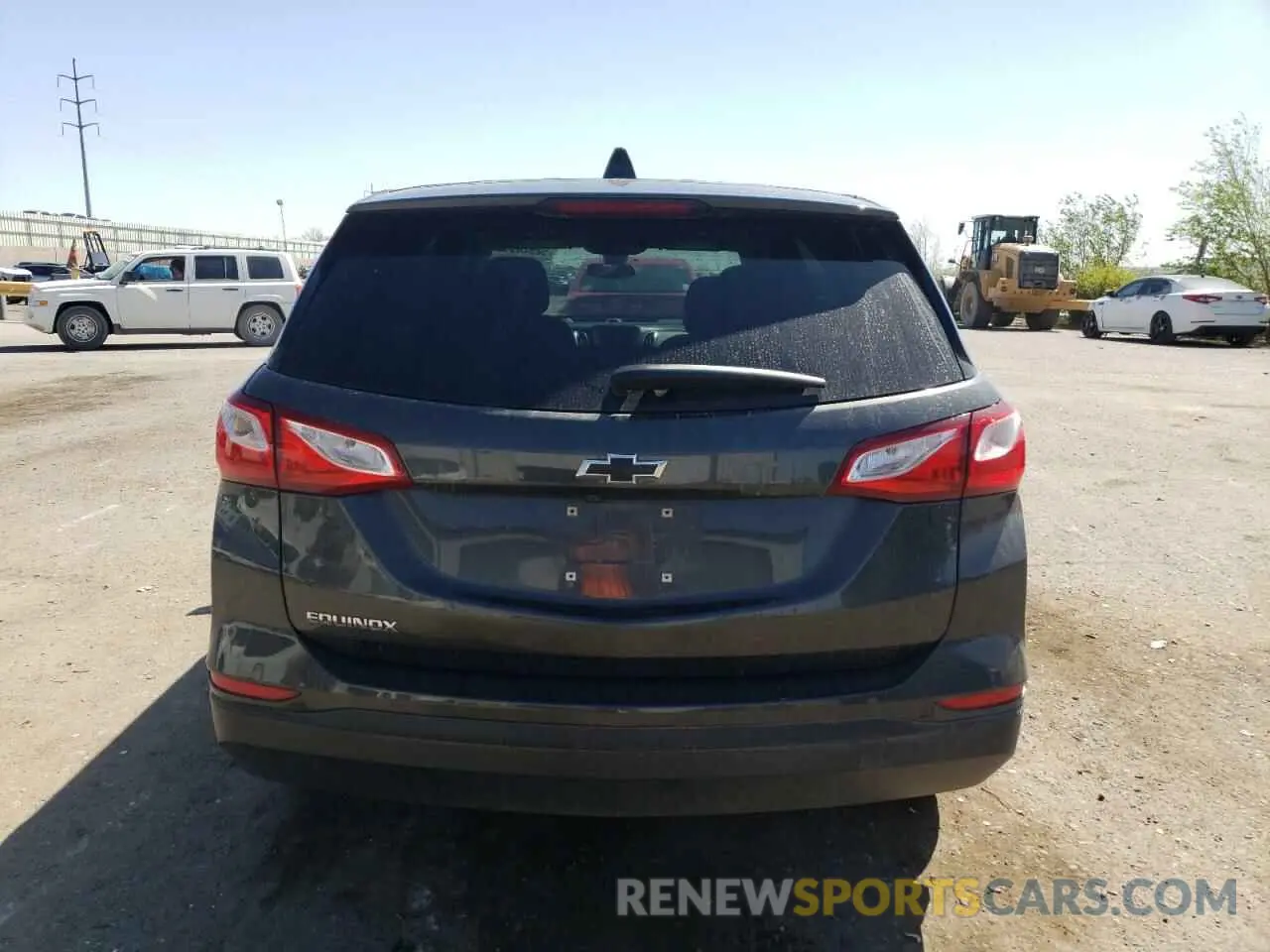 6 Photograph of a damaged car 2GNAXHEV6L6278214 CHEVROLET EQUINOX 2020