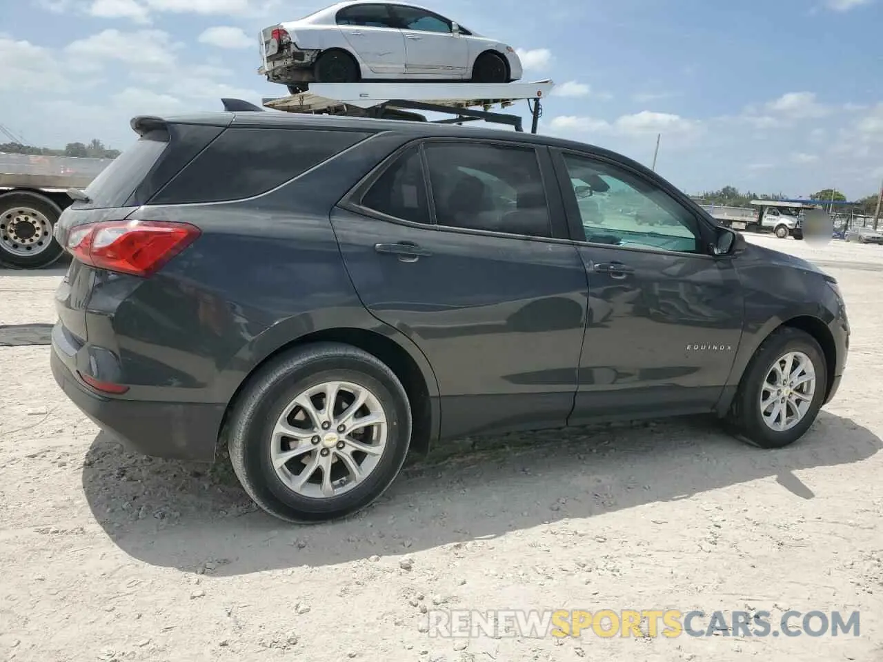 3 Photograph of a damaged car 2GNAXHEV6L6279072 CHEVROLET EQUINOX 2020