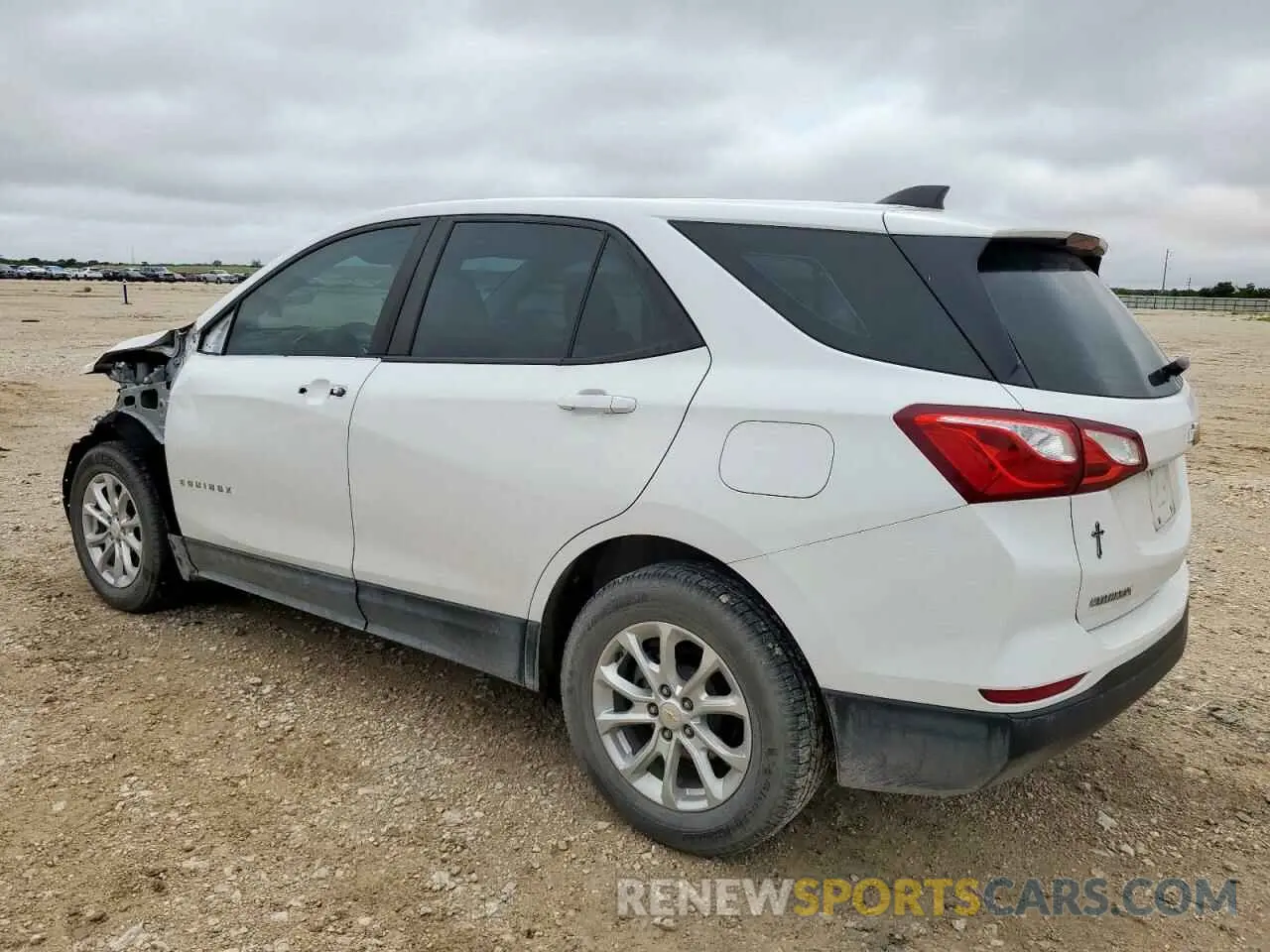 2 Photograph of a damaged car 2GNAXHEV7L6103308 CHEVROLET EQUINOX 2020