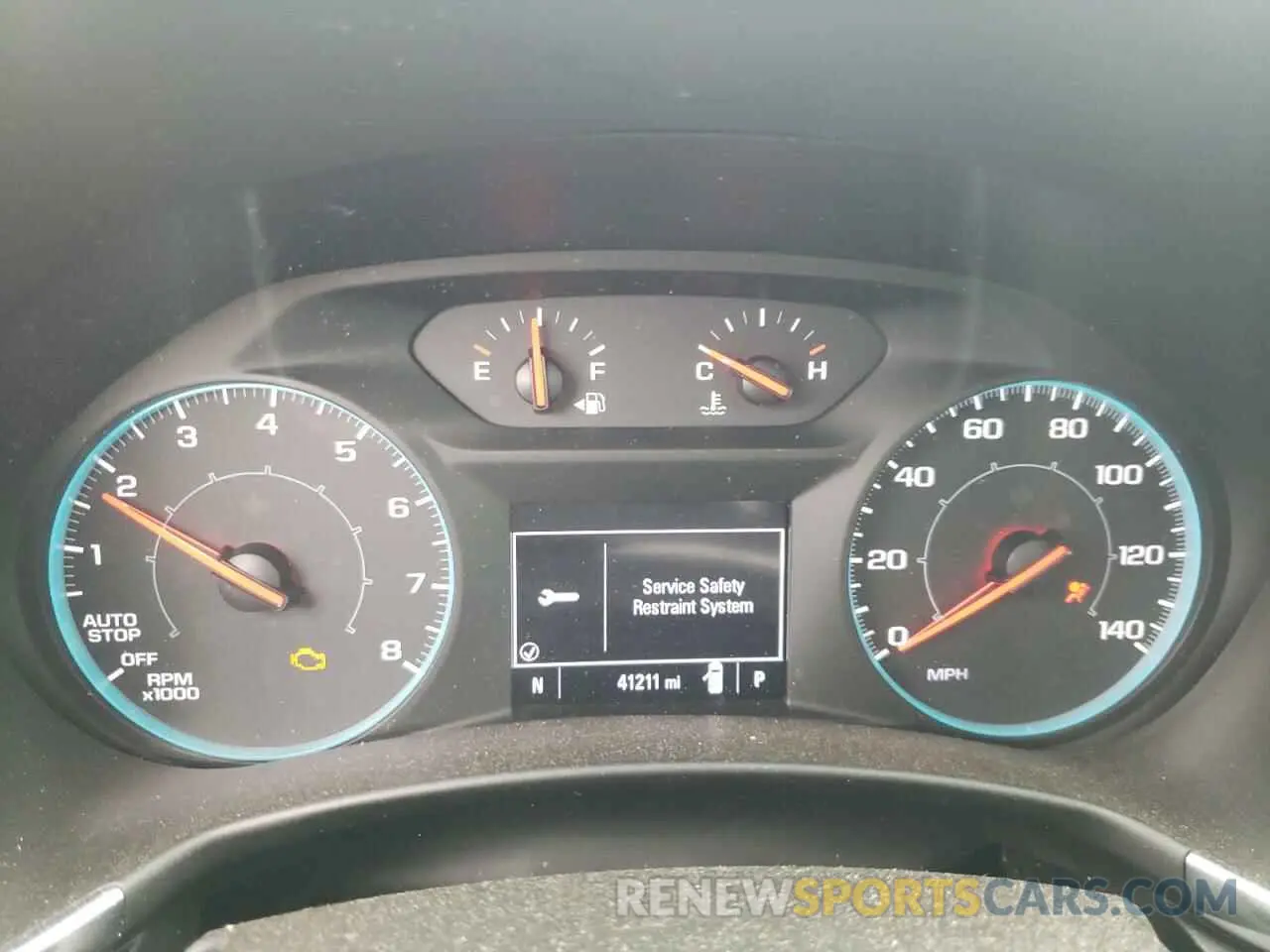 9 Photograph of a damaged car 2GNAXHEV7L6135093 CHEVROLET EQUINOX 2020