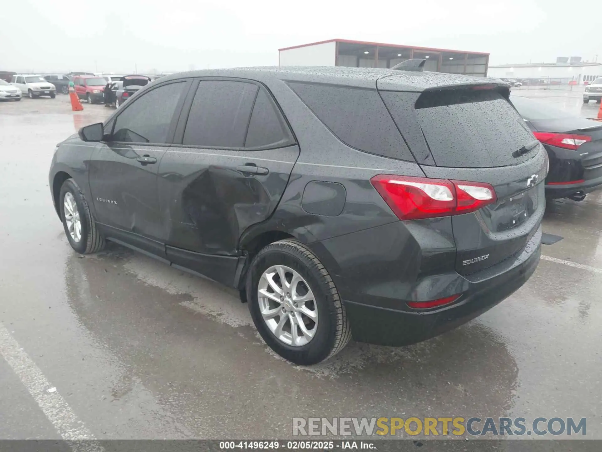 3 Photograph of a damaged car 2GNAXHEV7L6270820 CHEVROLET EQUINOX 2020