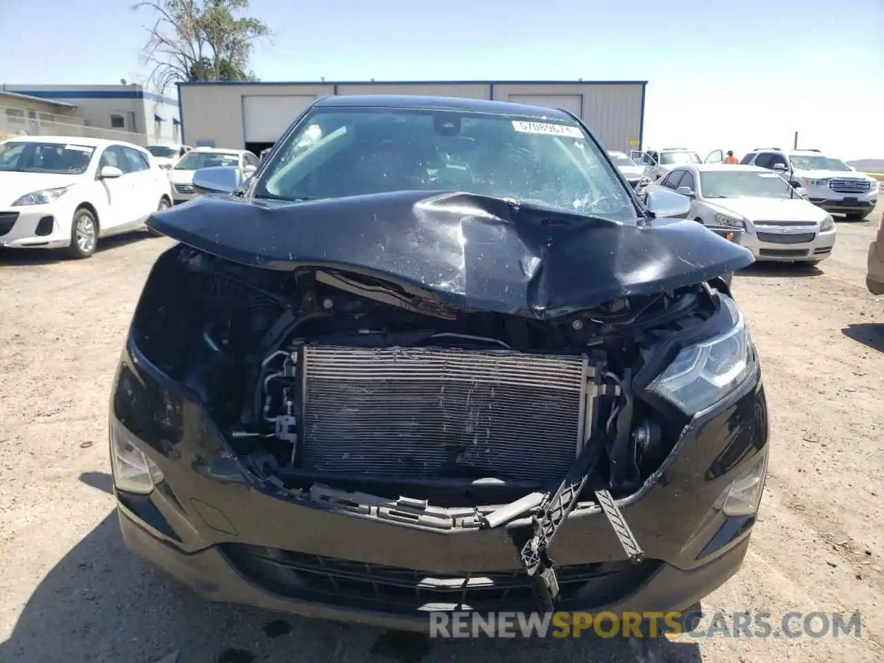 5 Photograph of a damaged car 2GNAXHEV8L6176171 CHEVROLET EQUINOX 2020