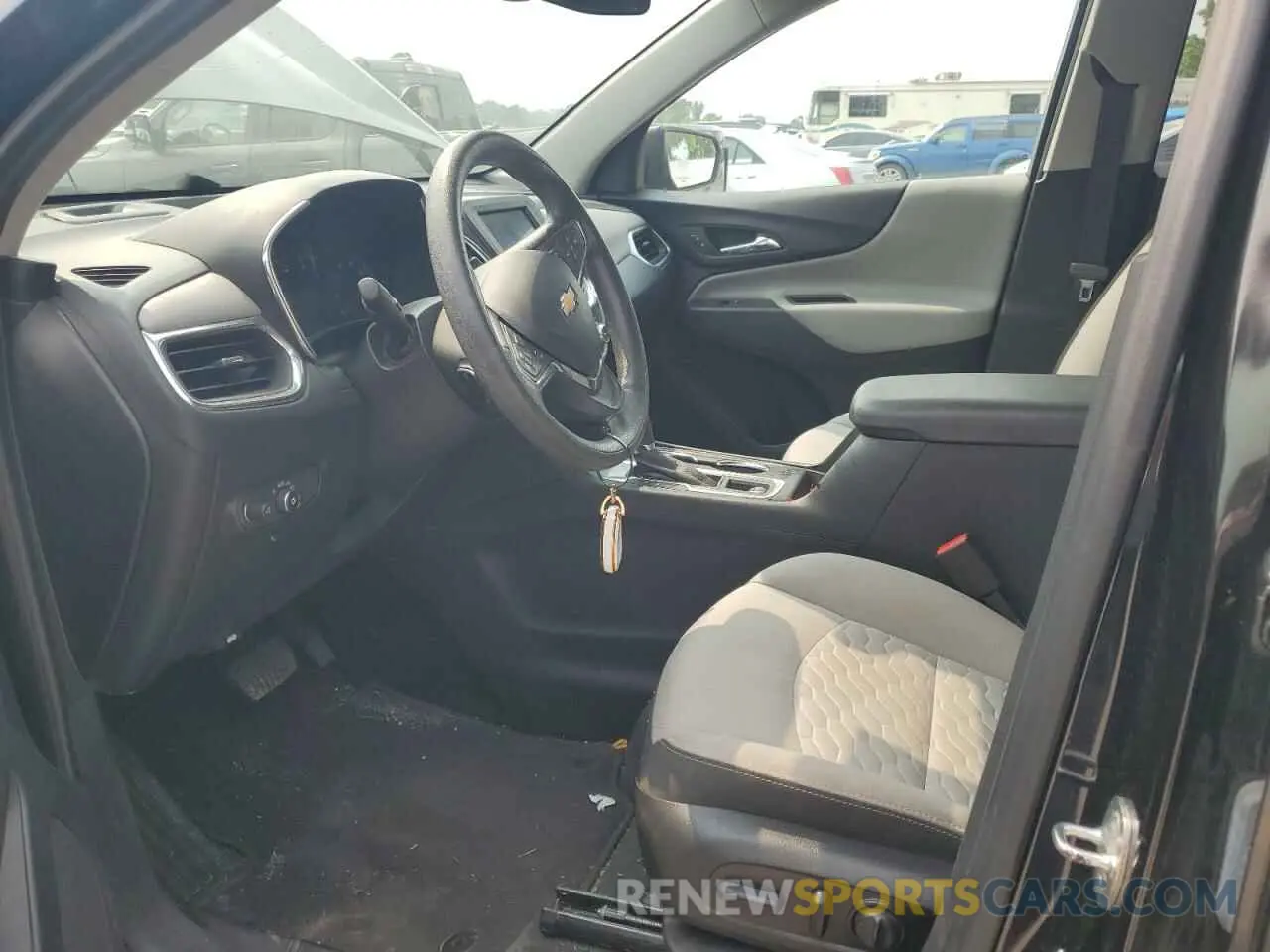 7 Photograph of a damaged car 2GNAXHEV8L6180768 CHEVROLET EQUINOX 2020