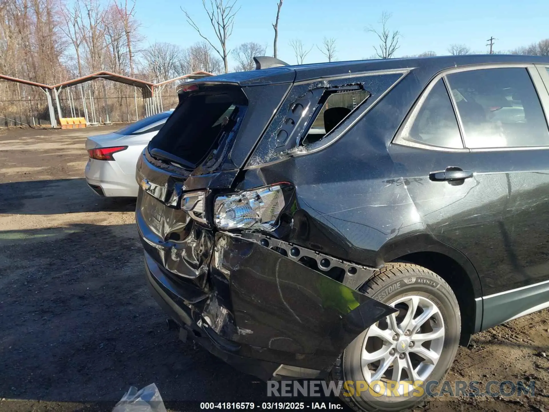 6 Photograph of a damaged car 2GNAXHEV9L6151229 CHEVROLET EQUINOX 2020