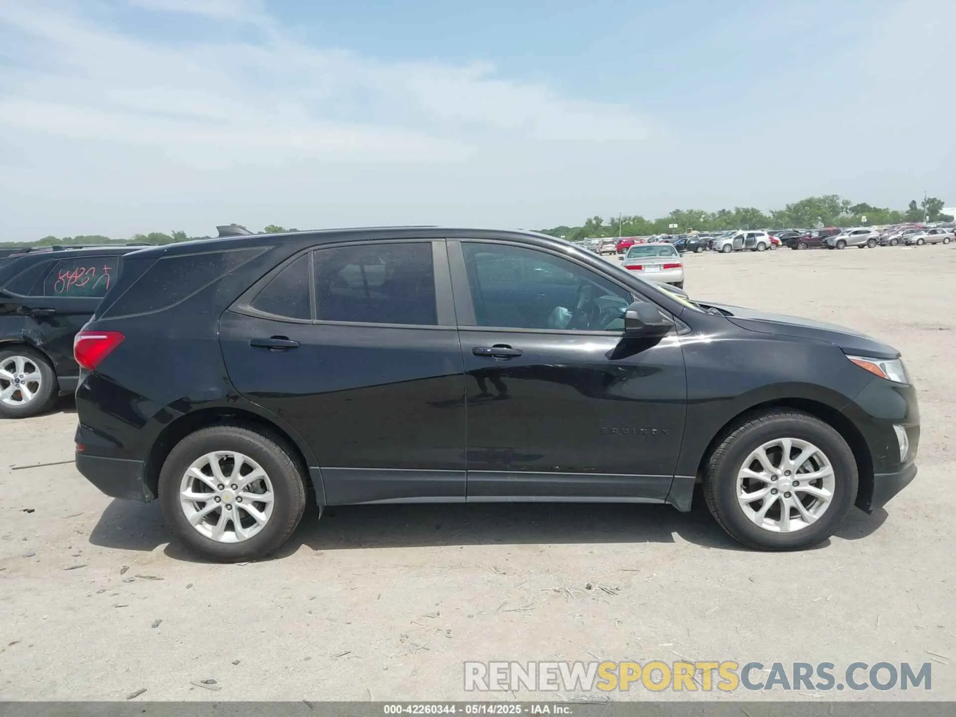 14 Photograph of a damaged car 2GNAXHEVXL6148467 CHEVROLET EQUINOX 2020