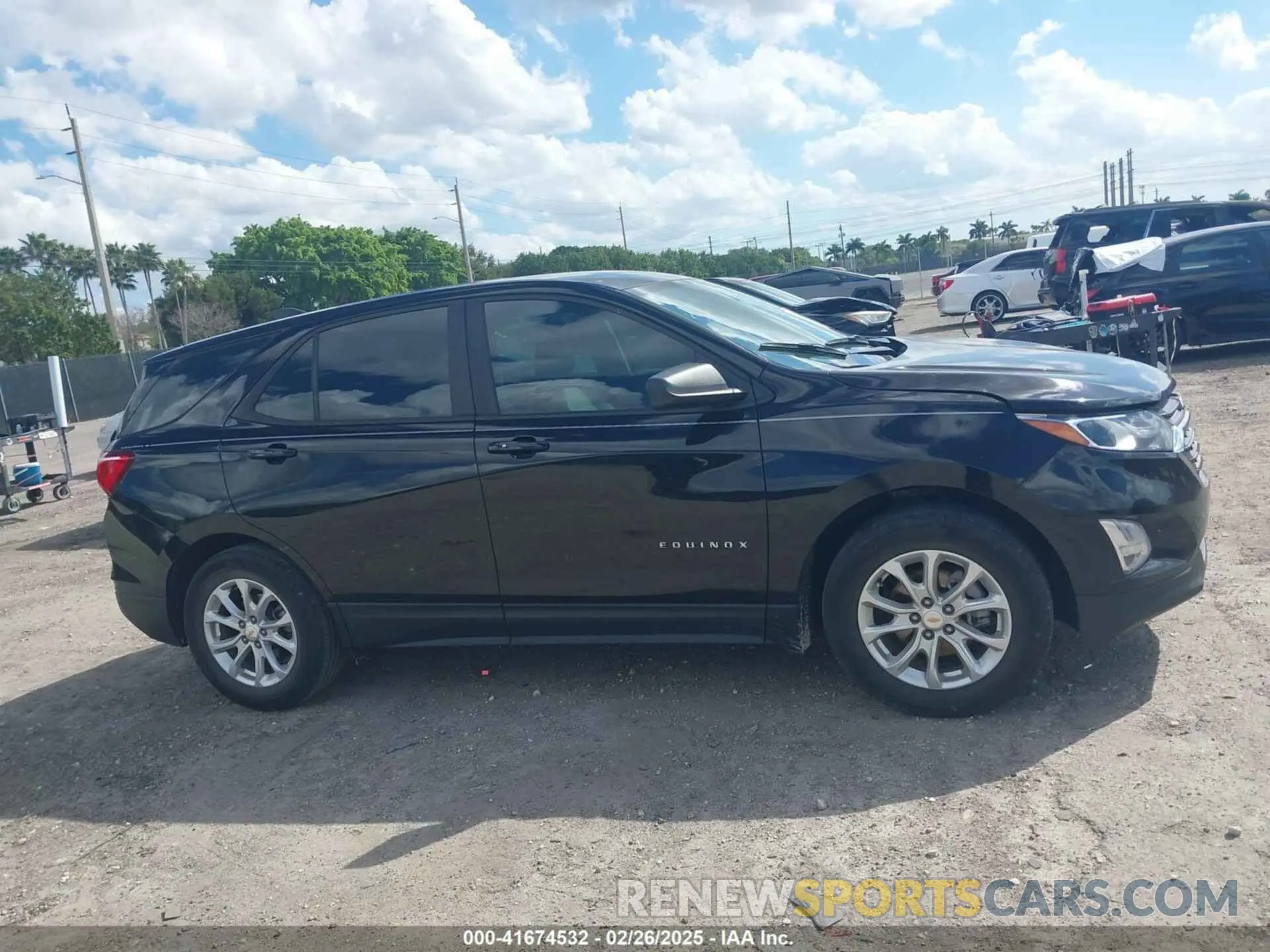 13 Photograph of a damaged car 2GNAXHEVXL6281228 CHEVROLET EQUINOX 2020